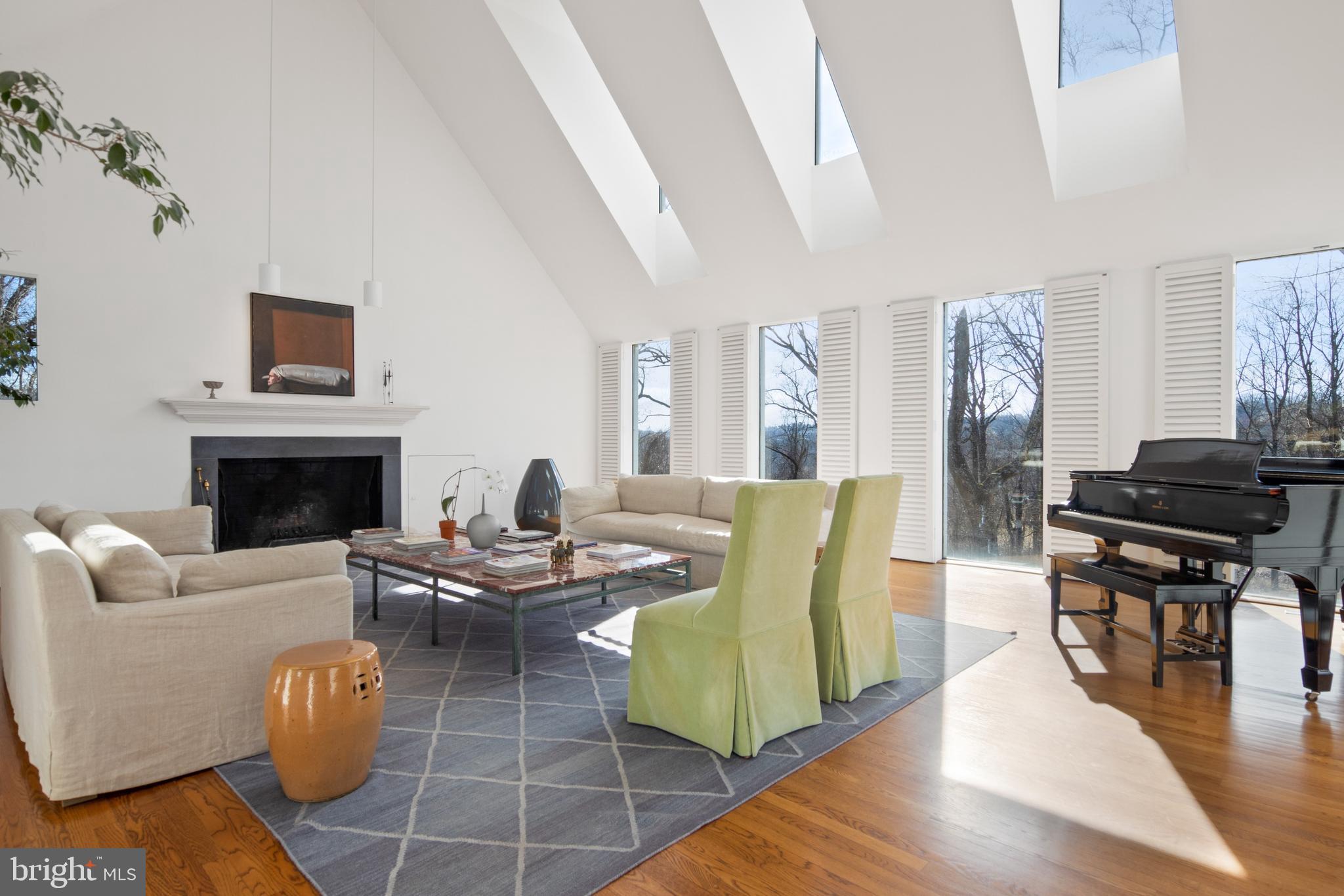 PENNOCK WOODS - Residential