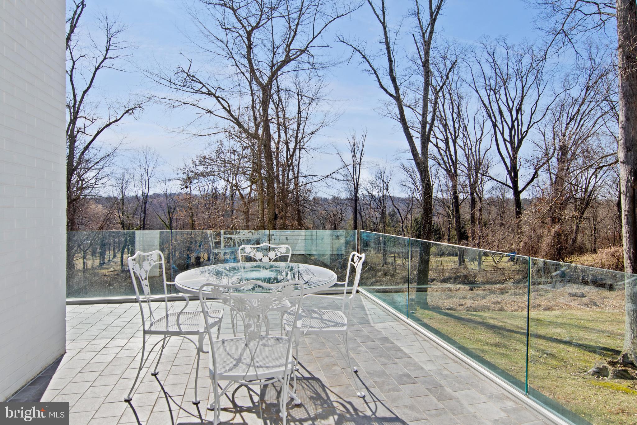 PENNOCK WOODS - Residential