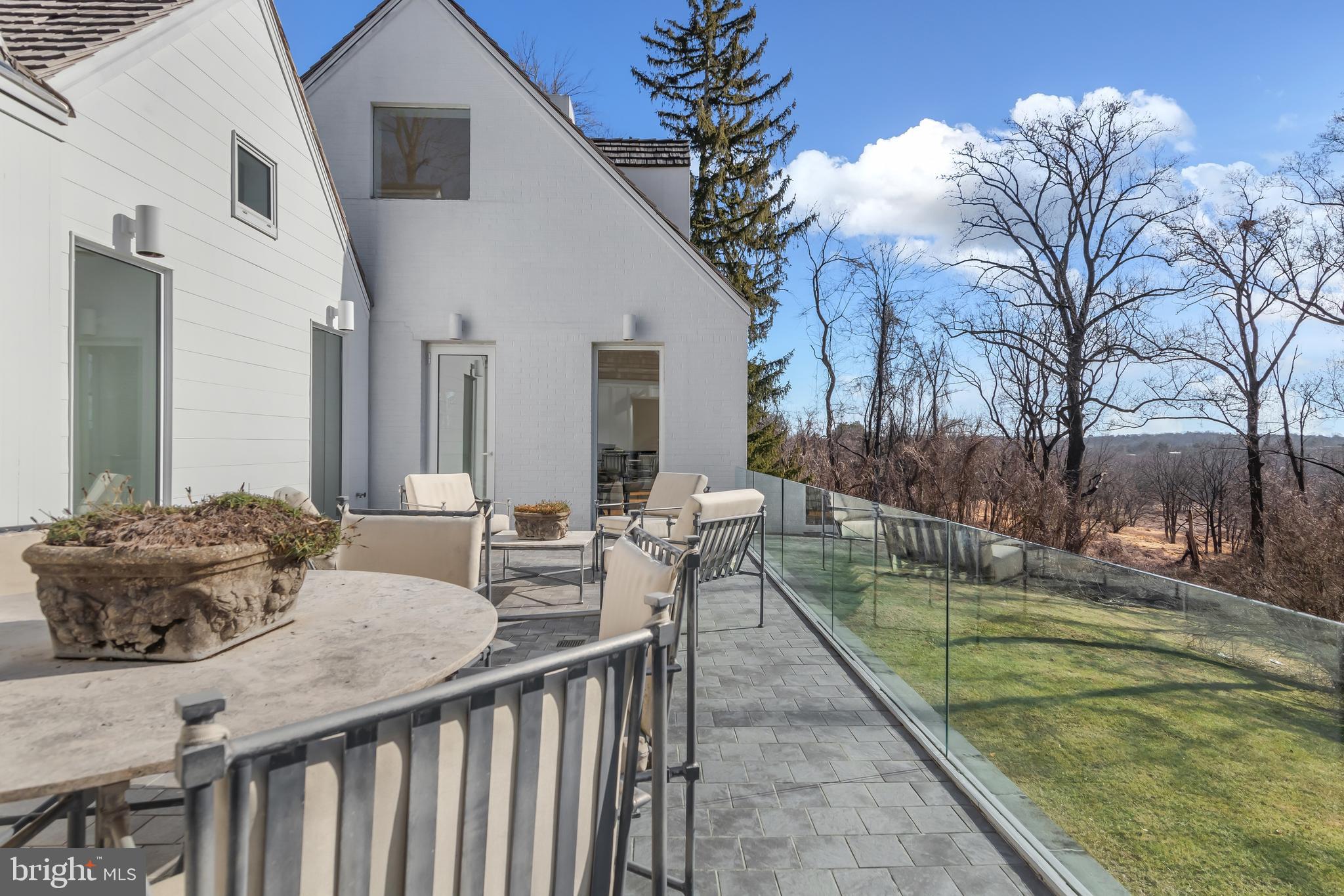 PENNOCK WOODS - Residential