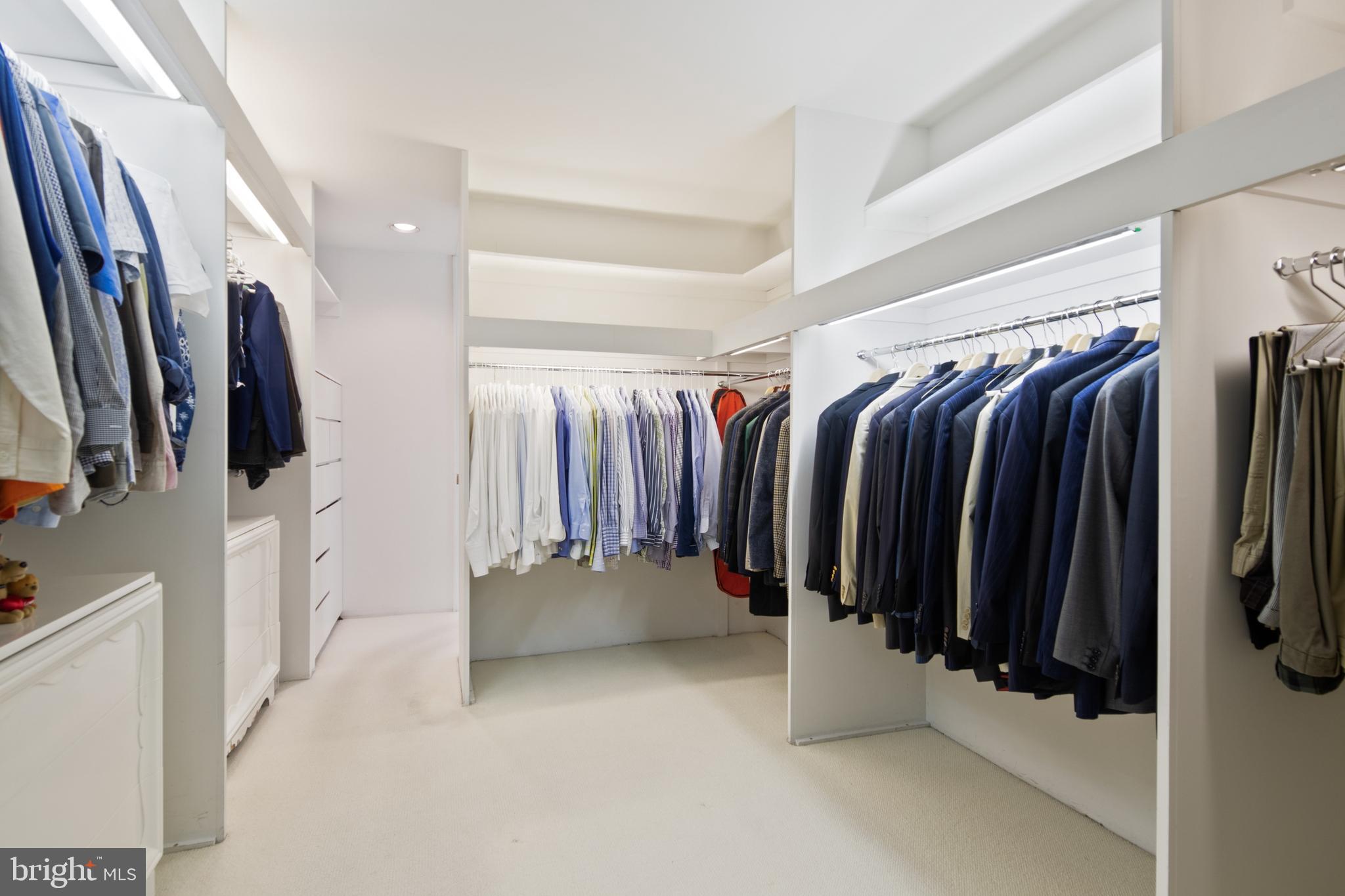 PENNOCK WOODS - Residential