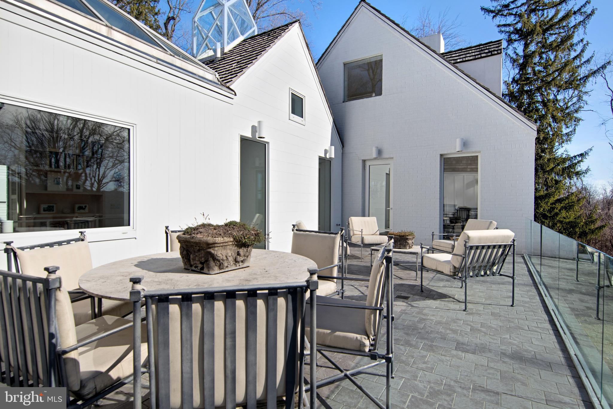 PENNOCK WOODS - Residential