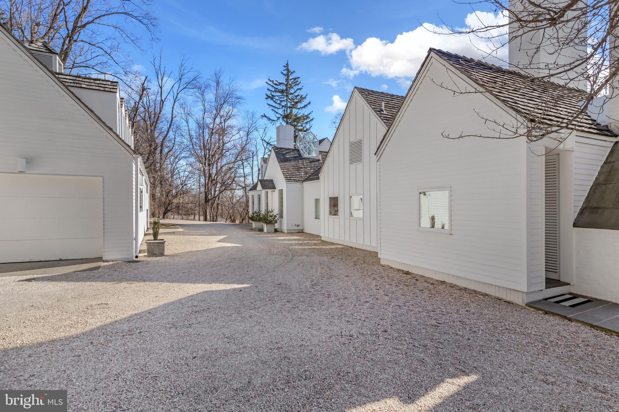 PENNOCK WOODS - Residential