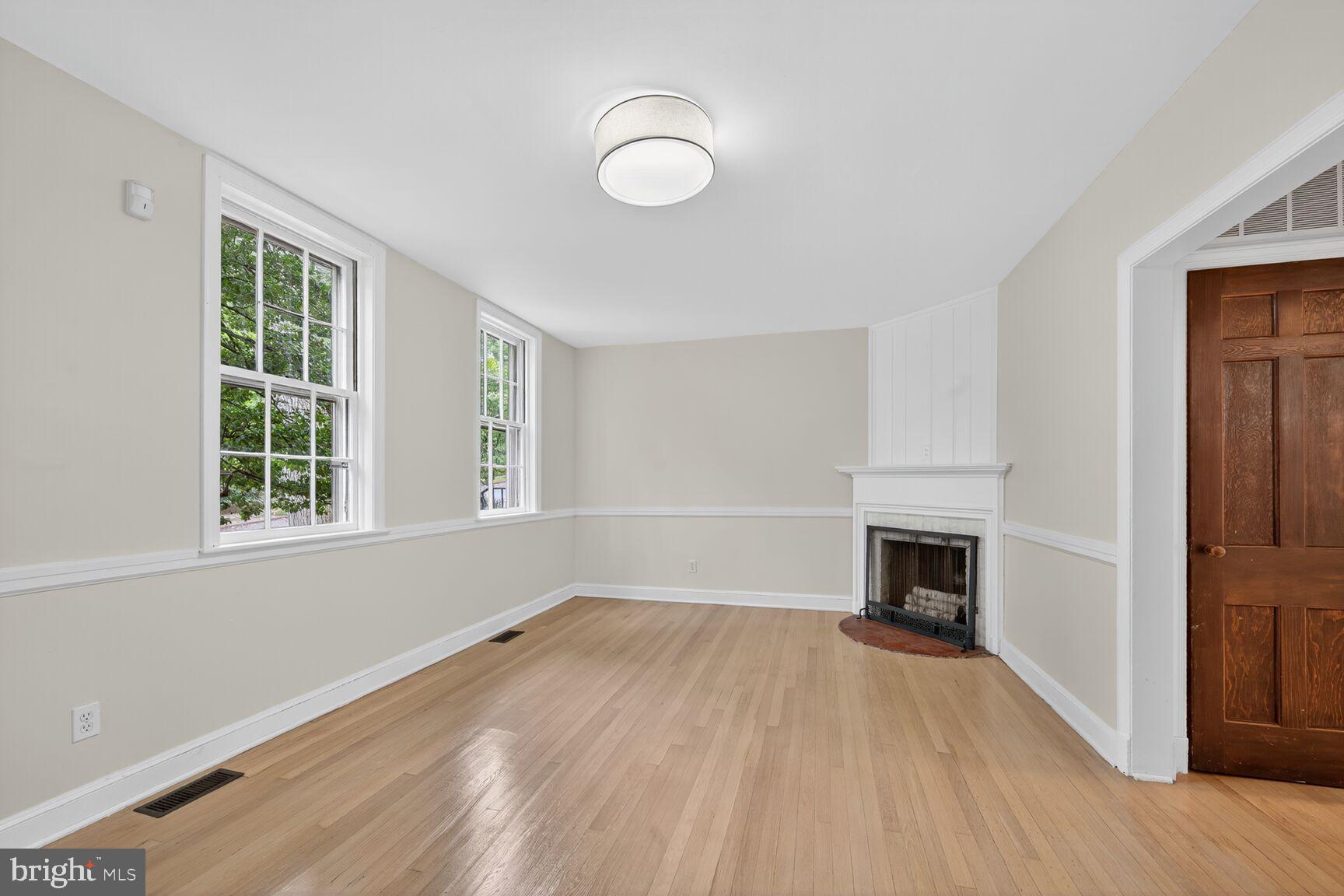 3625 JENIFER STREET NW