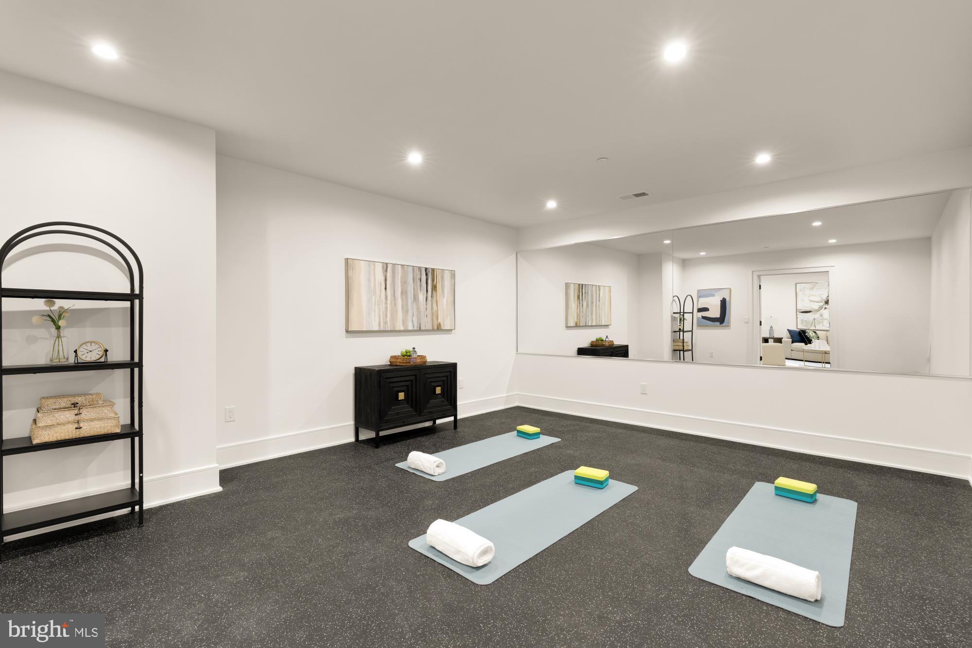 BURNING TREE ESTATES - Residential