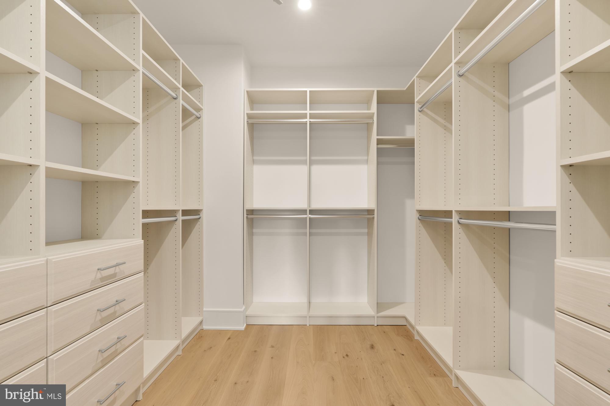 BURNING TREE ESTATES - Residential