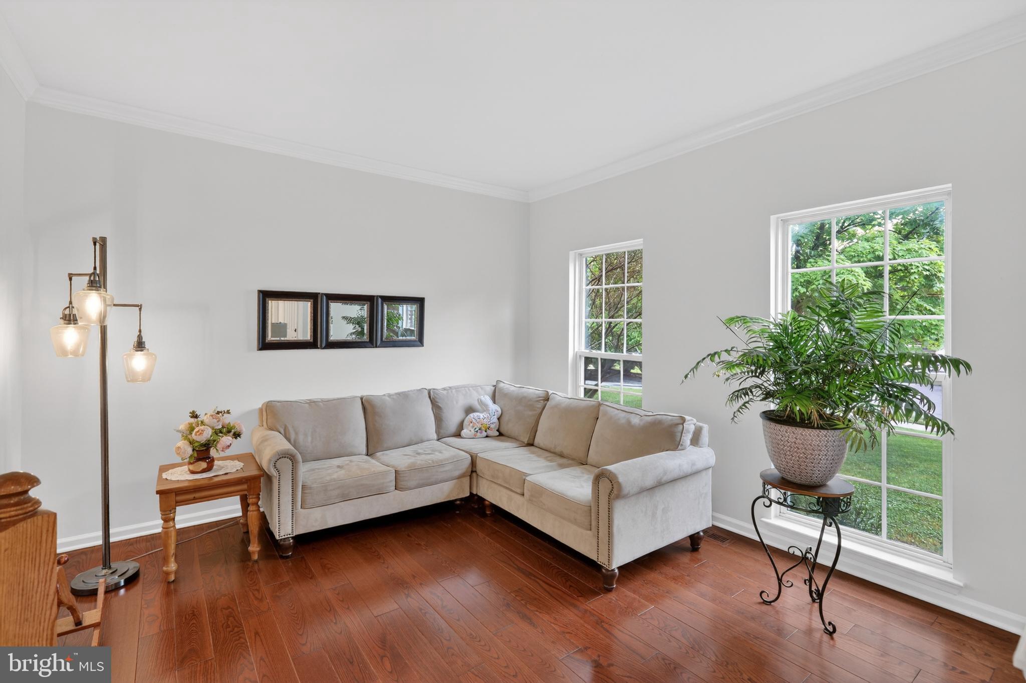 WELLINGTON TRACE - Residential