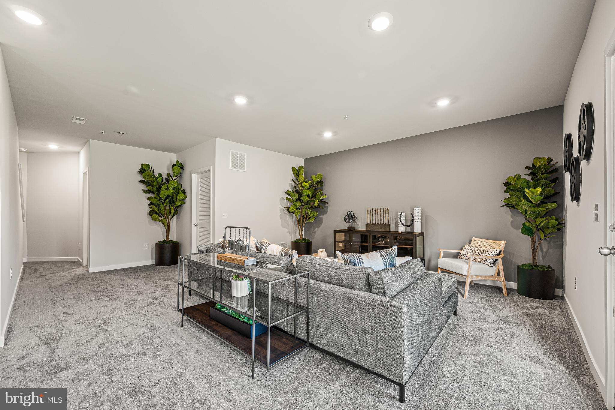 BROOKSIDE COURT AT UPPER SAUCON - Residential