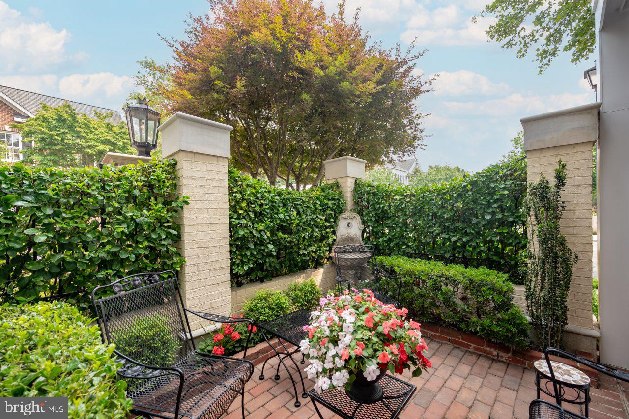 OLD TOWN VILLAGE - Residential