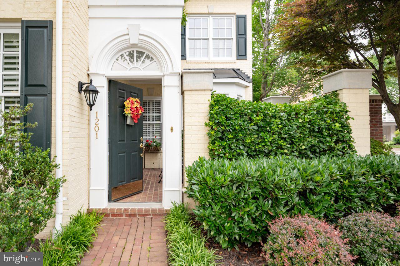 OLD TOWN VILLAGE - Residential