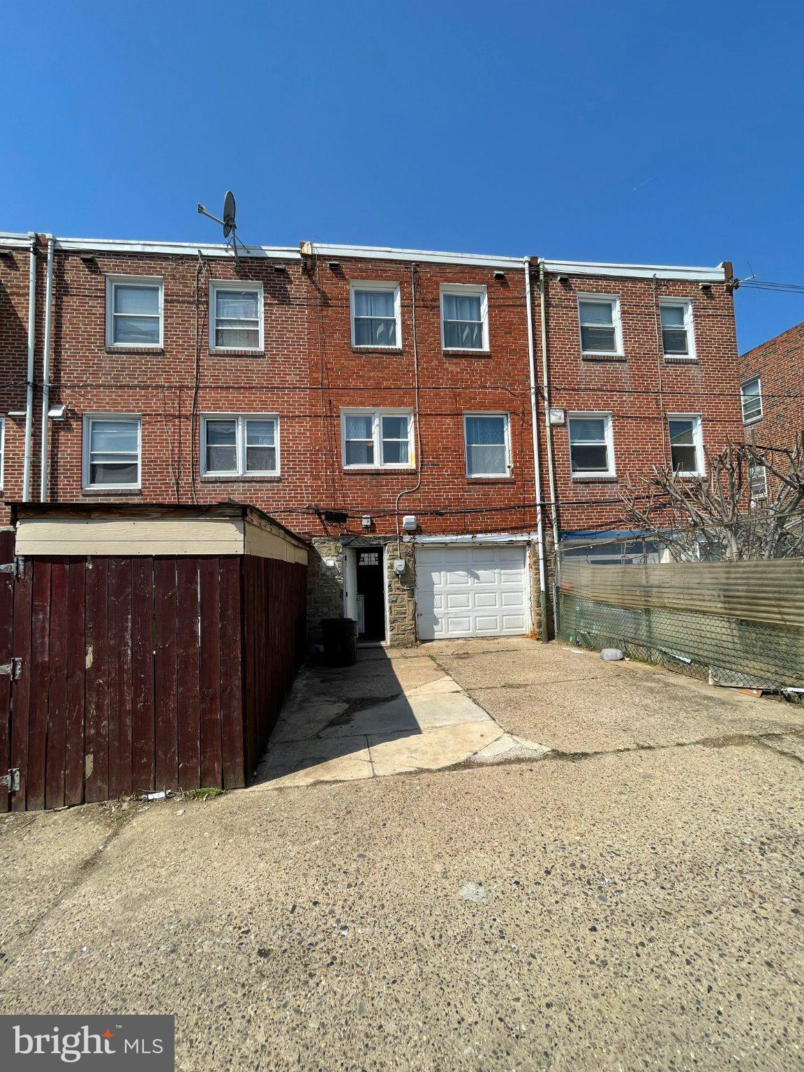 PHILADELPHIA (NORTHEAST) - Residential