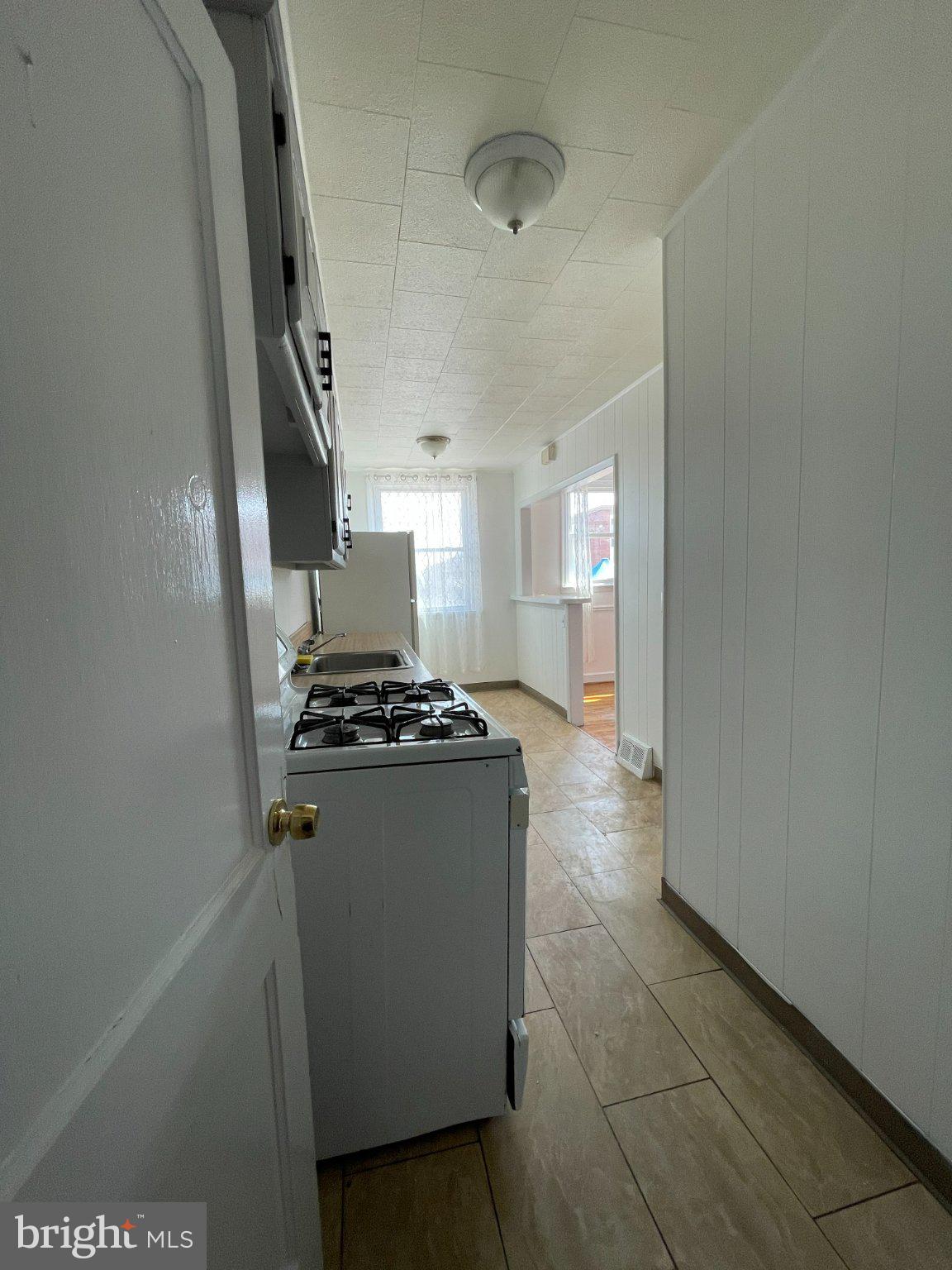 PHILADELPHIA (NORTHEAST) - Residential