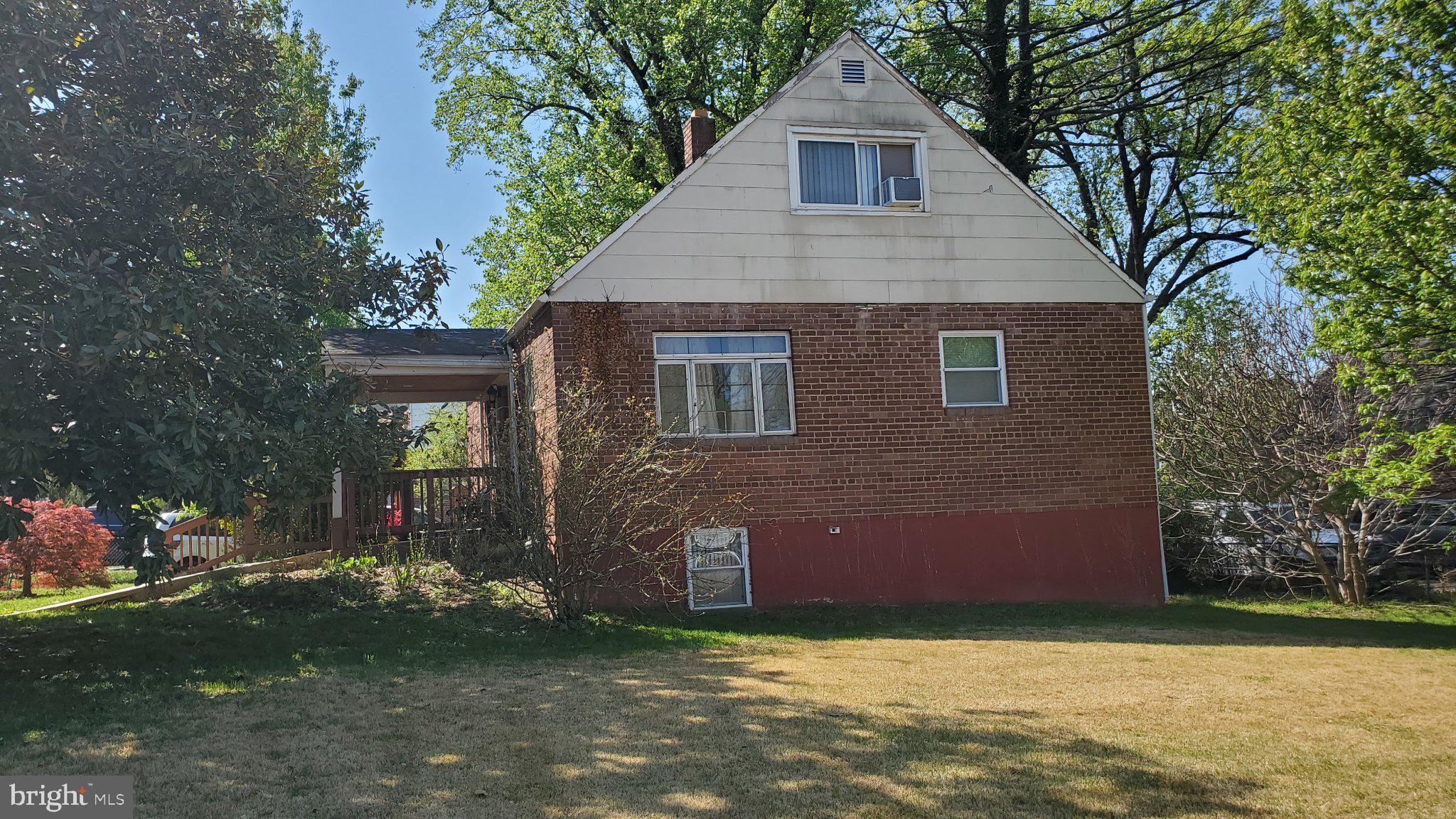 TYLER PARK - Residential