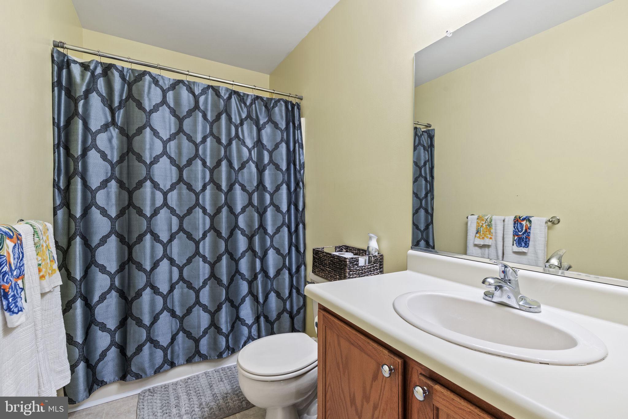 OAK TREE SOUTH - Residential