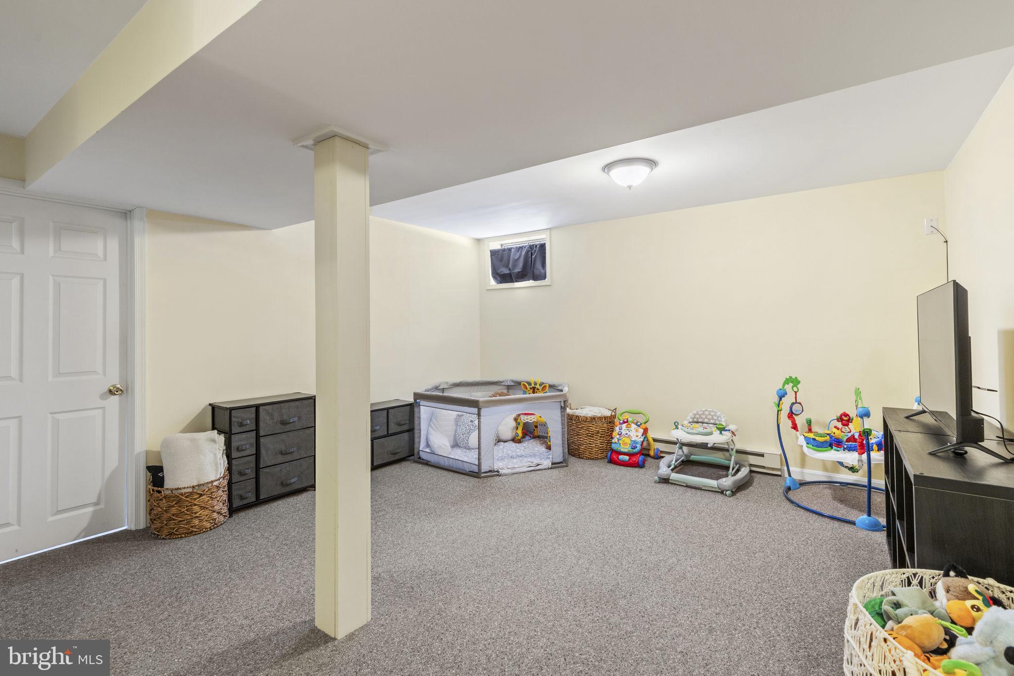 OAK TREE SOUTH - Residential