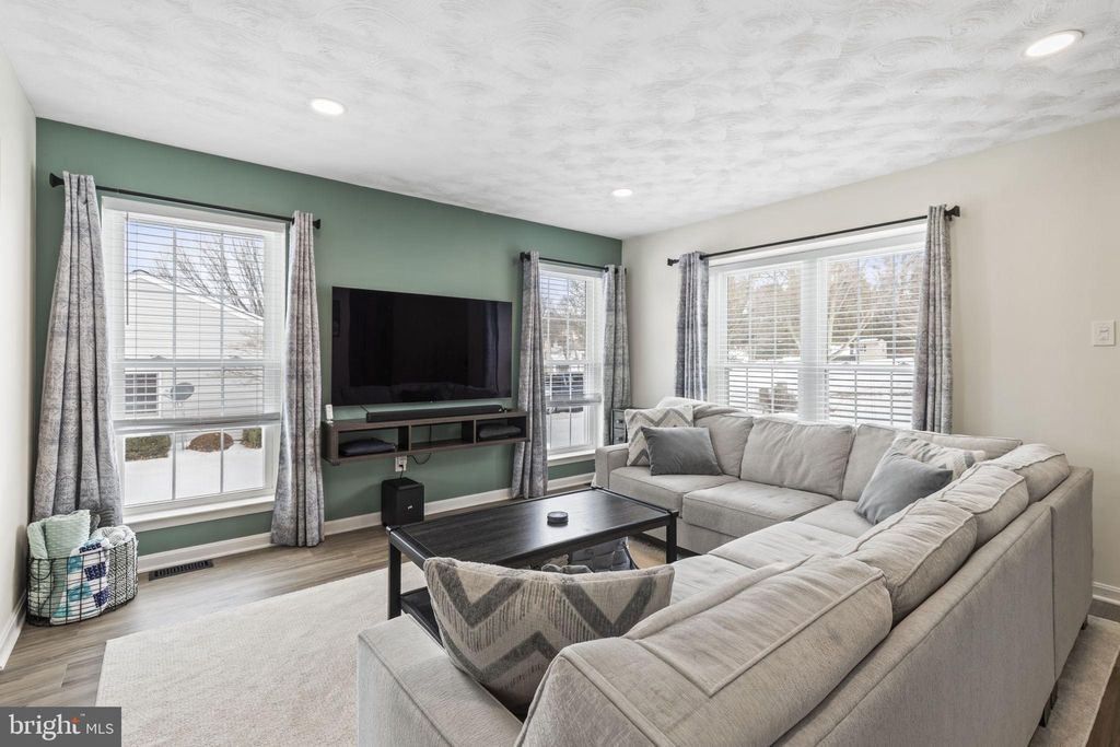 Photo of 113 Lee Street, STEWARTSTOWN, PA 17363 (MLS # PAYK2096308)