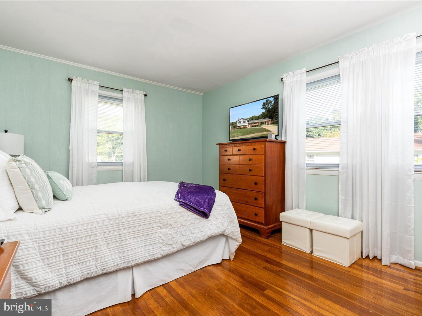 MONTICELLO WOODS - Residential Lease