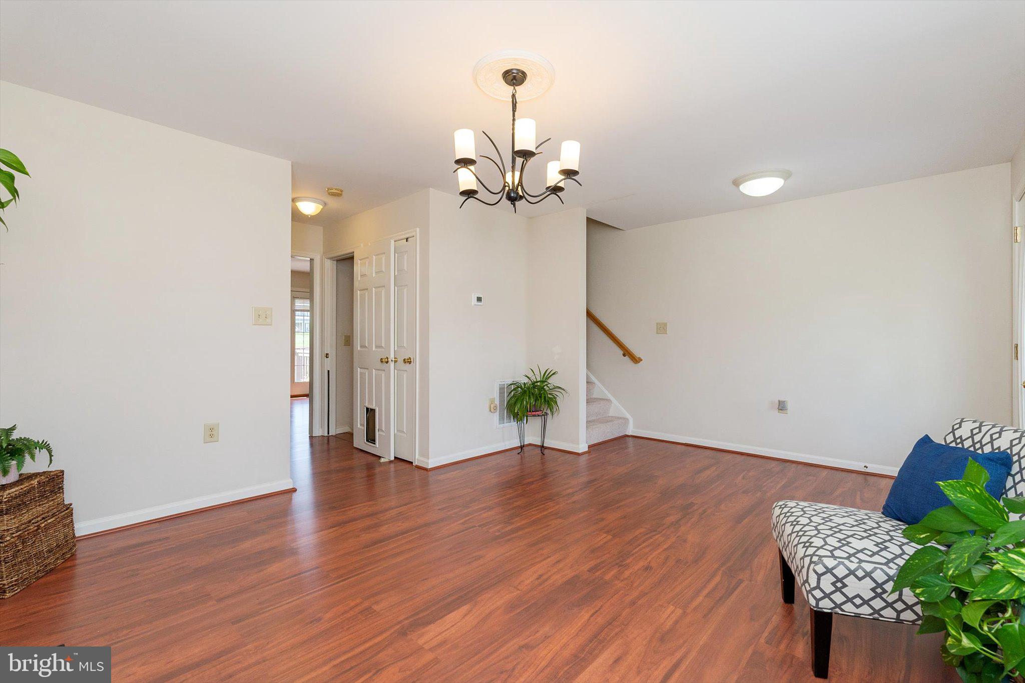 BRIAR RUN - Residential