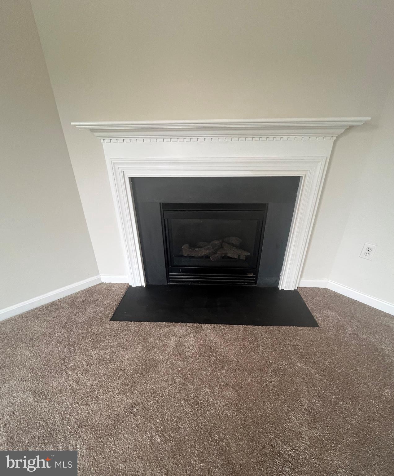 ASBURY WOODS - Residential