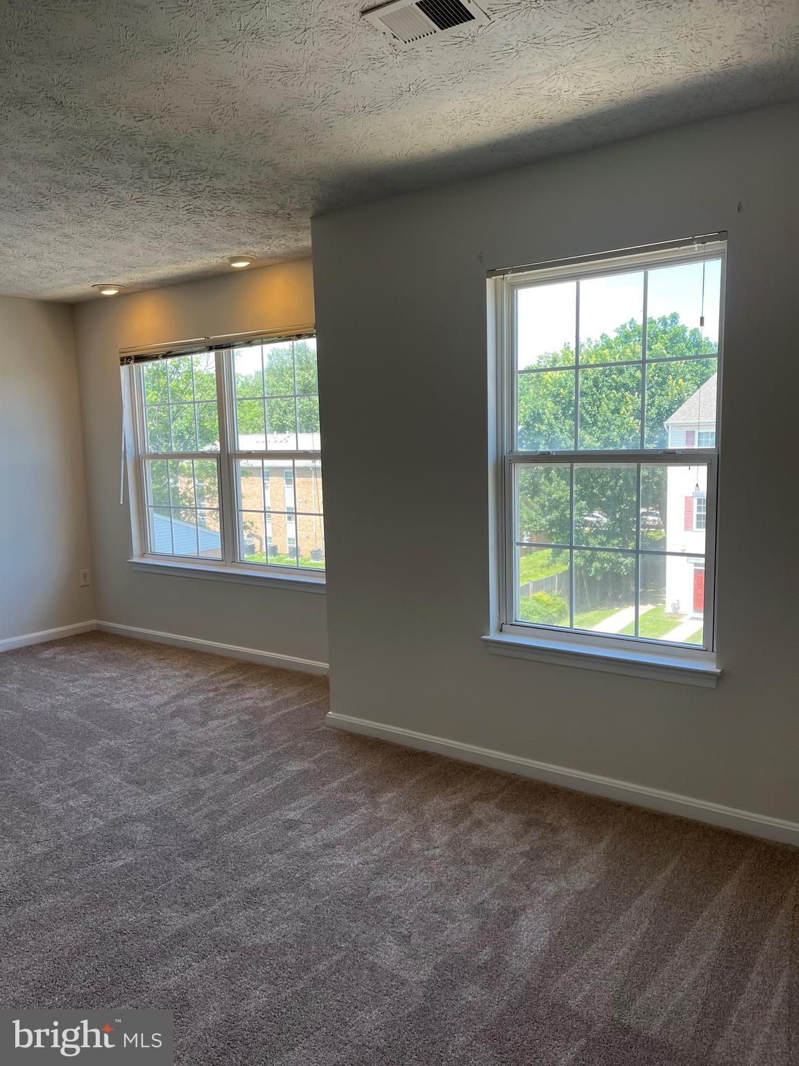 ASBURY WOODS - Residential