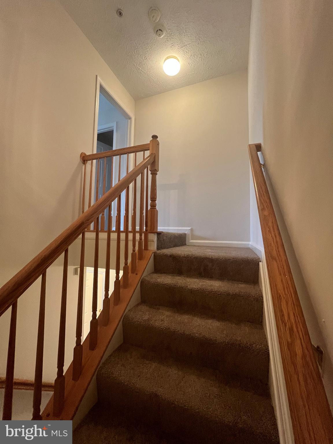 ASBURY WOODS - Residential