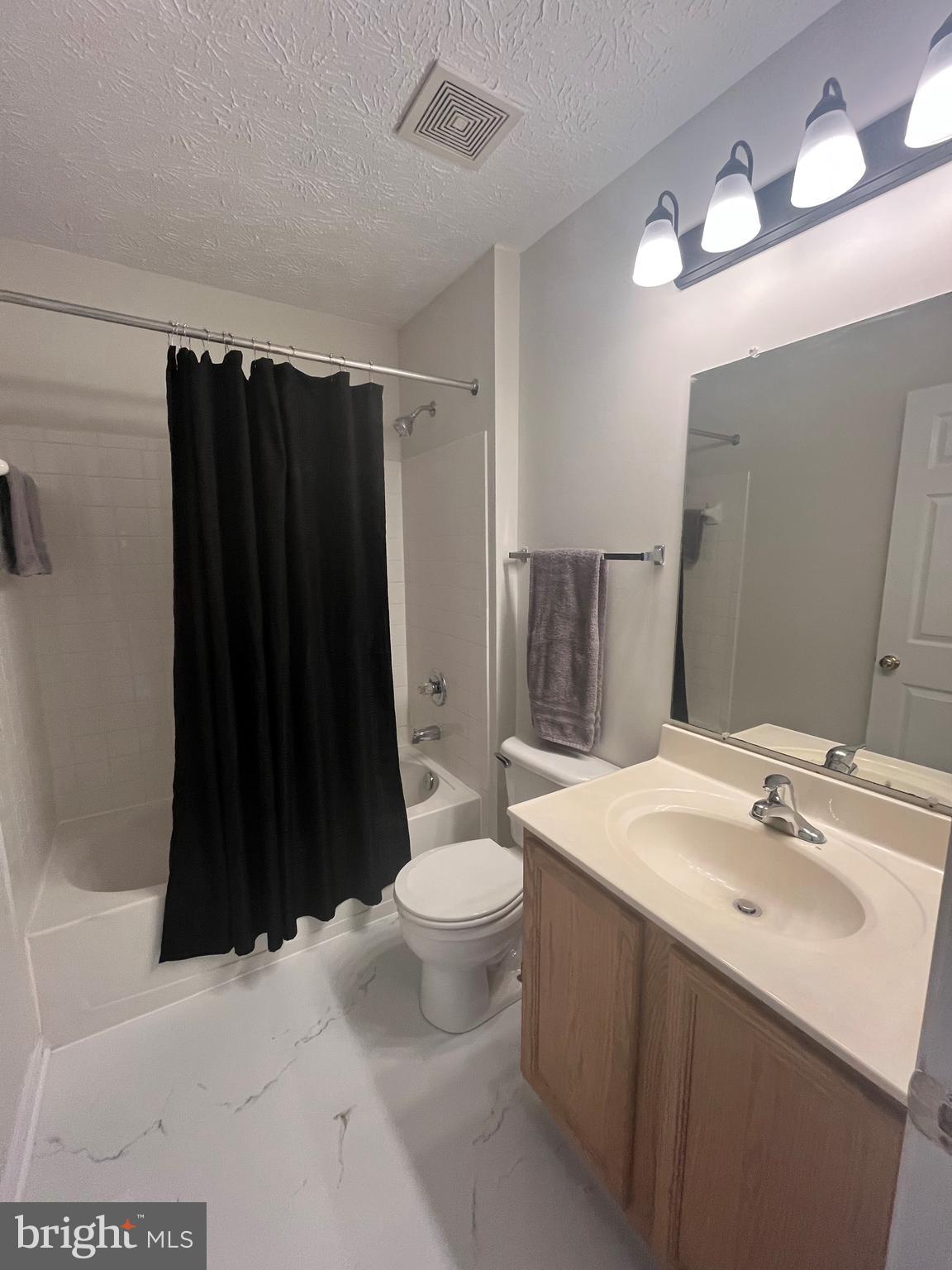 ASBURY WOODS - Residential