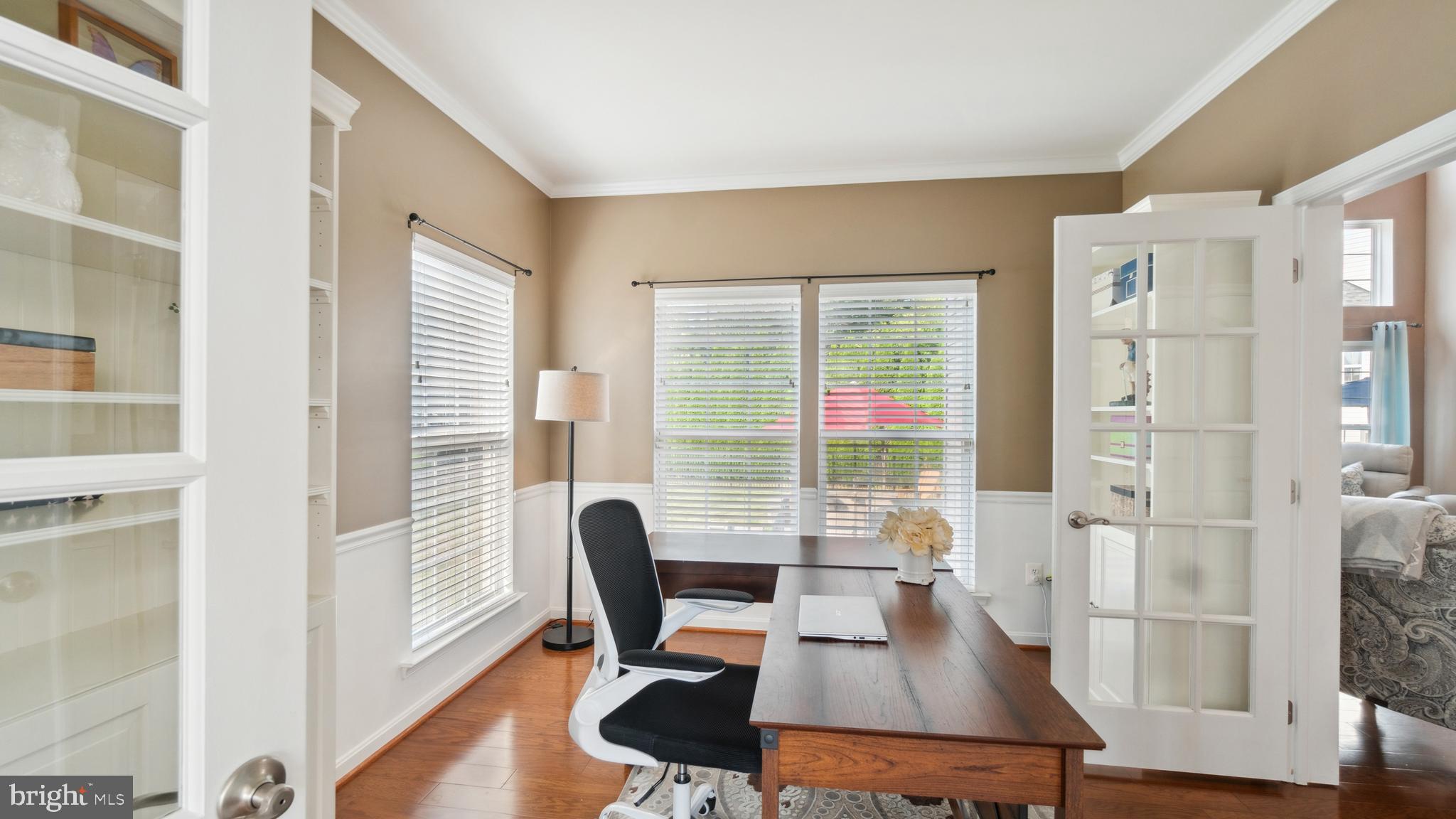 EAST VALLEY OAKS - Residential