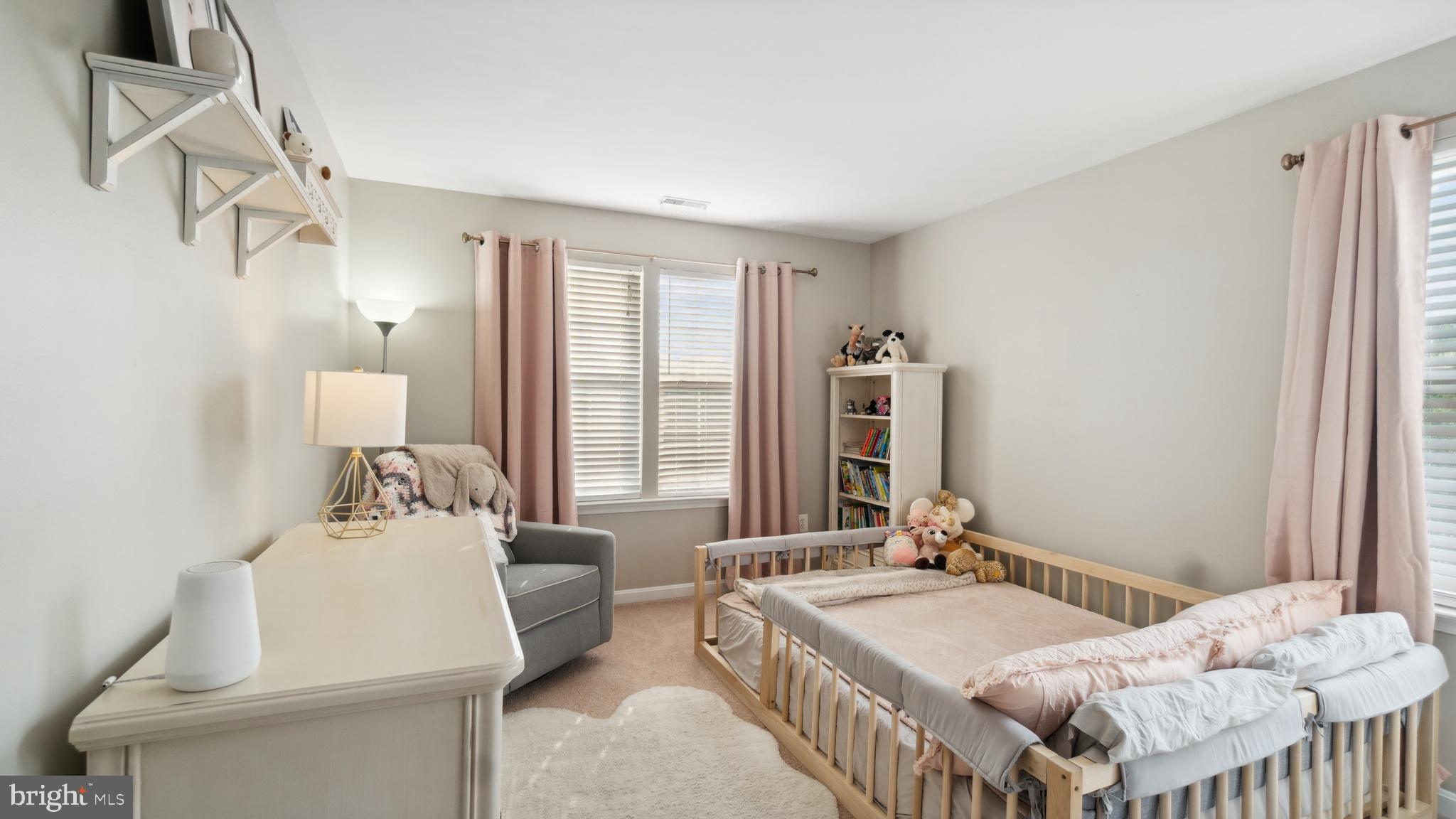 EAST VALLEY OAKS - Residential