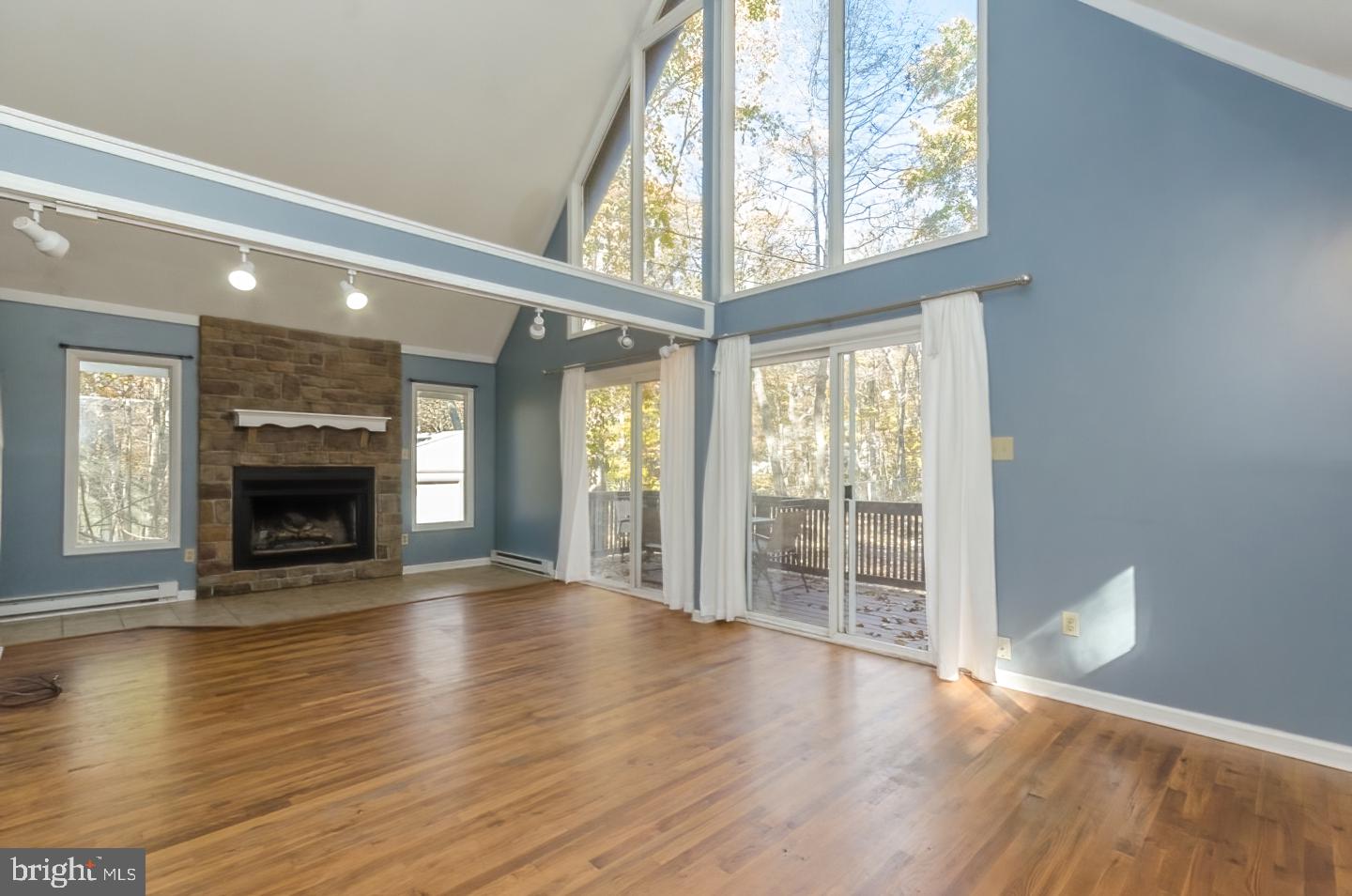 GLENWOOD FOREST - Residential