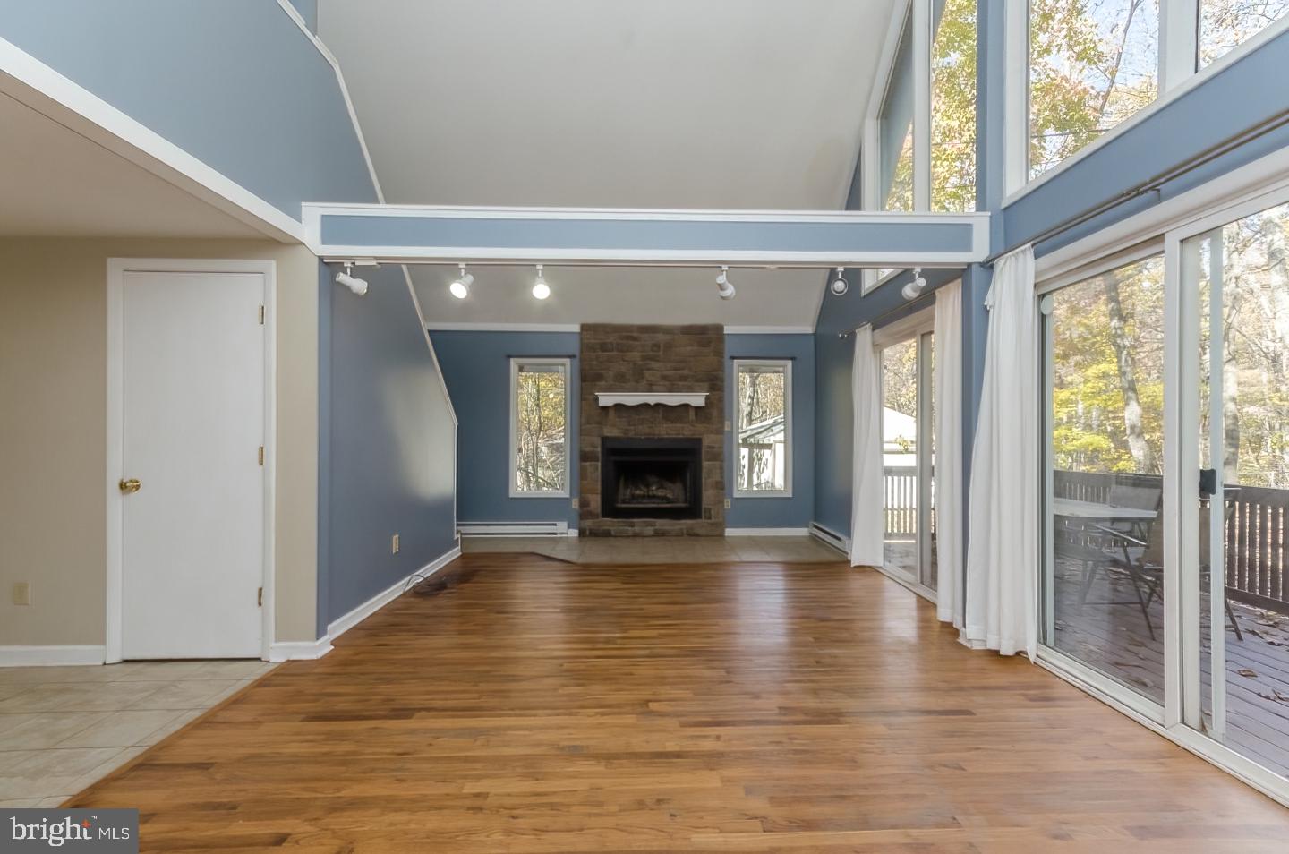 GLENWOOD FOREST - Residential