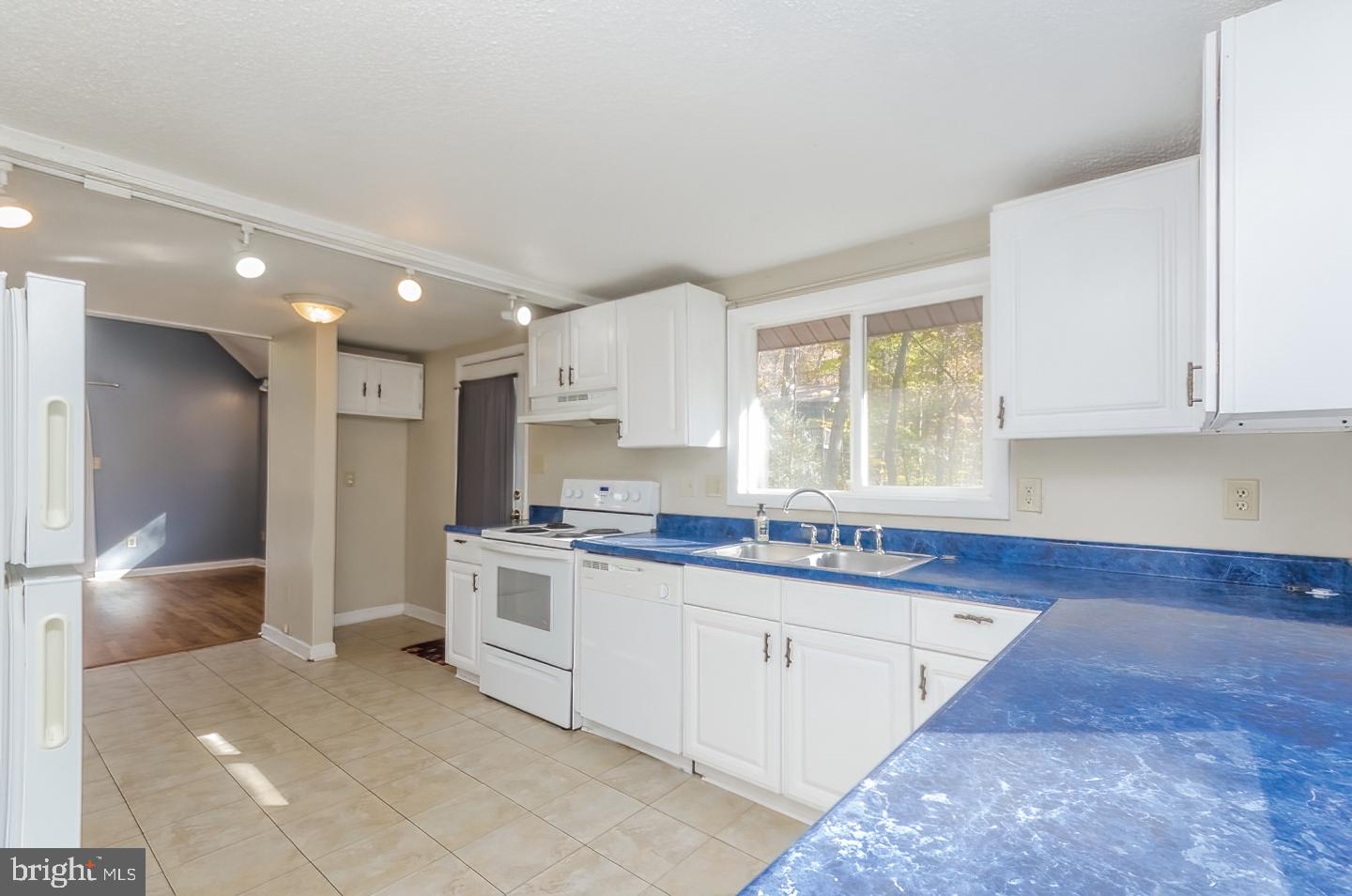 GLENWOOD FOREST - Residential