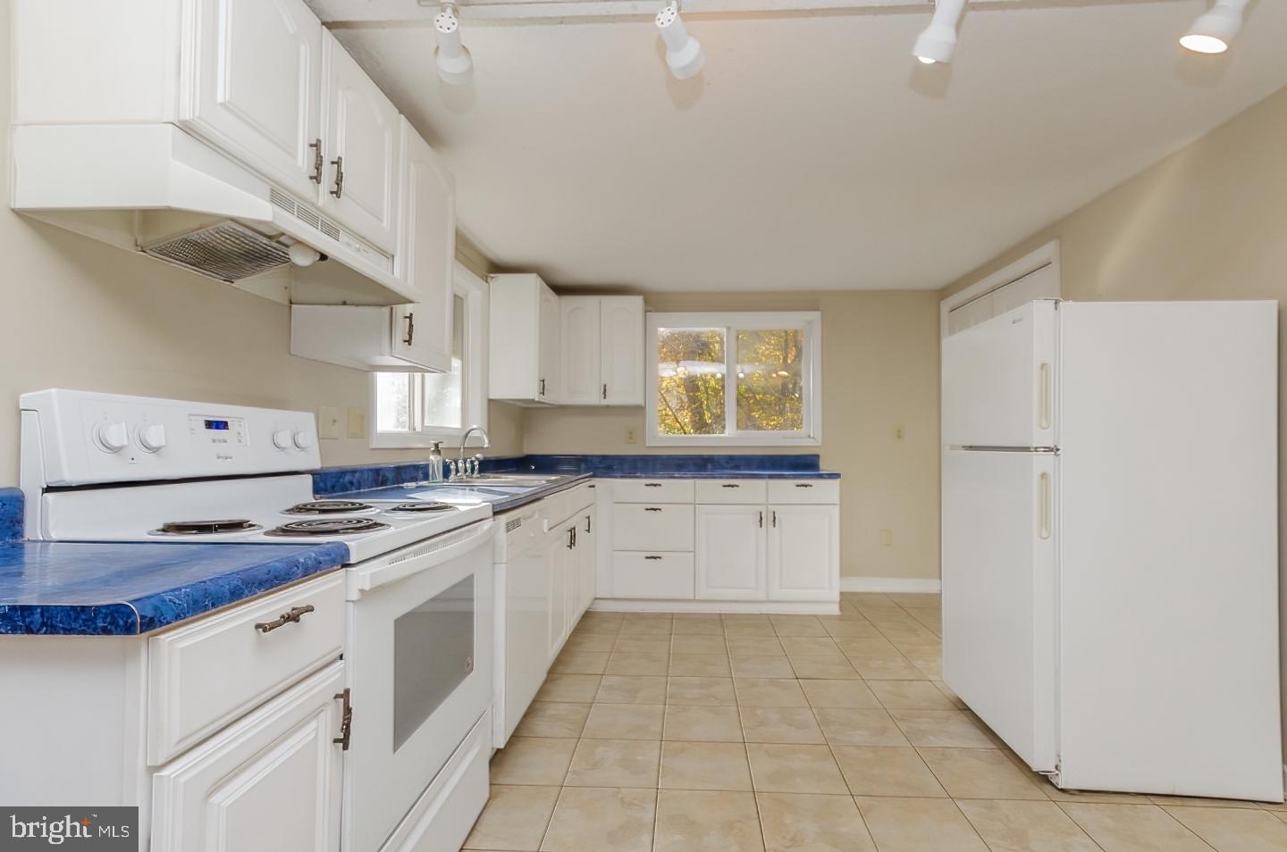 GLENWOOD FOREST - Residential