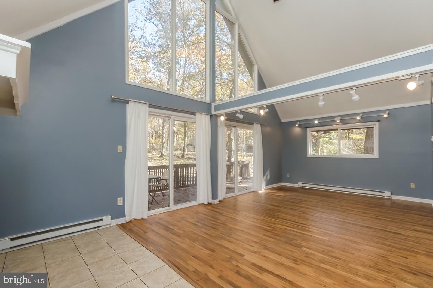 GLENWOOD FOREST - Residential