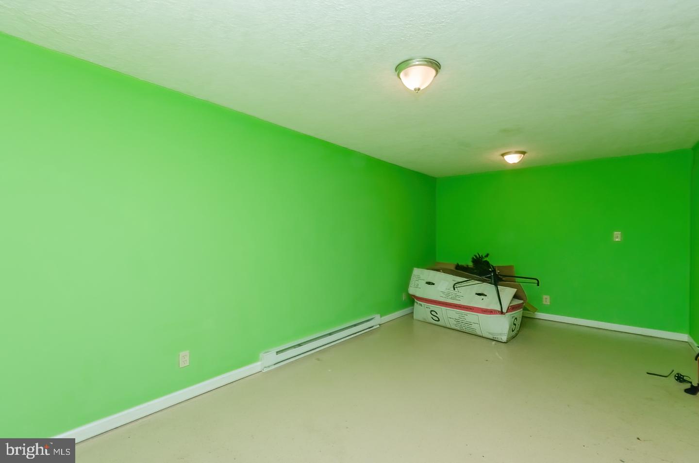 GLENWOOD FOREST - Residential