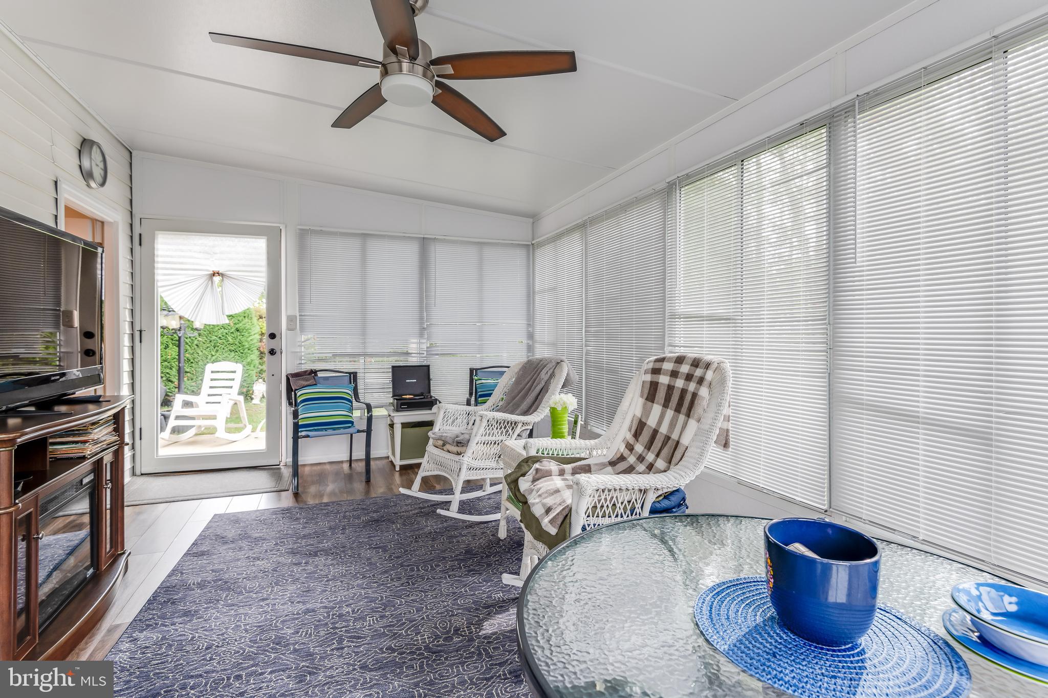 LEISURETOWNE - Residential