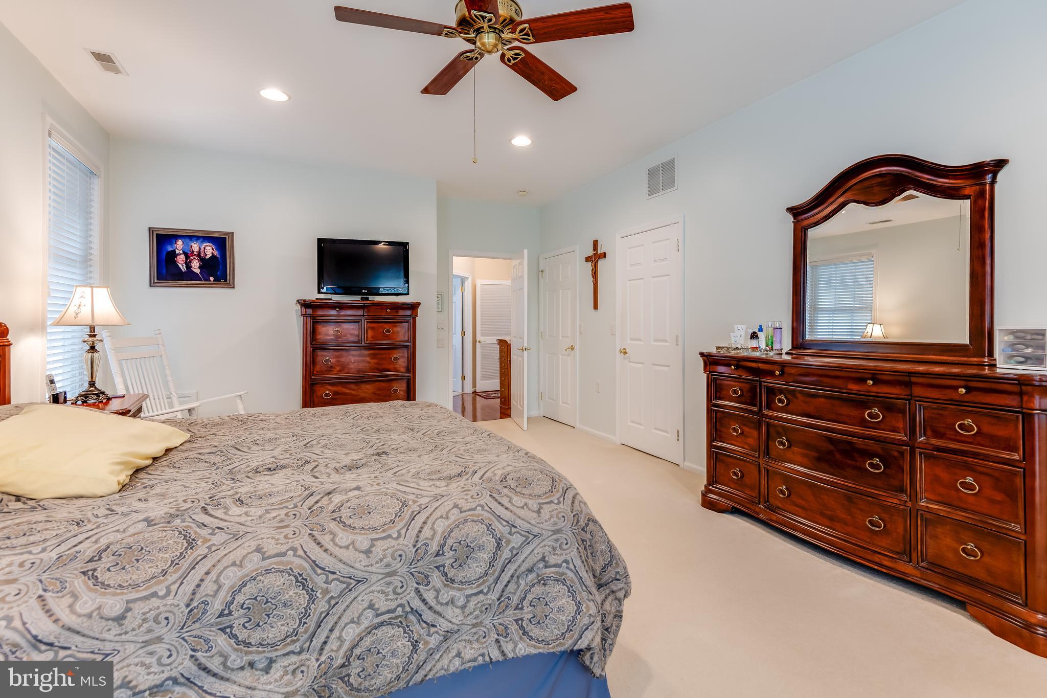 LEISURETOWNE - Residential