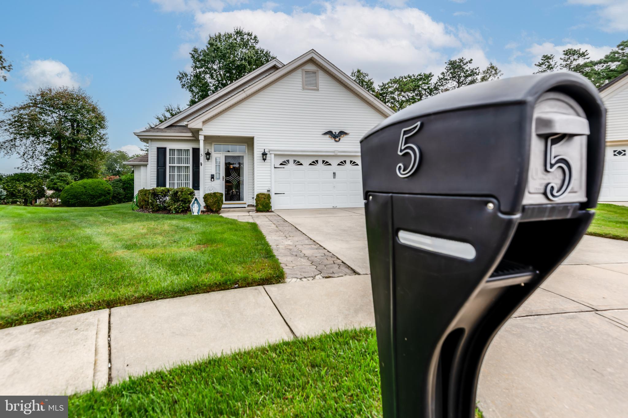 LEISURETOWNE - Residential