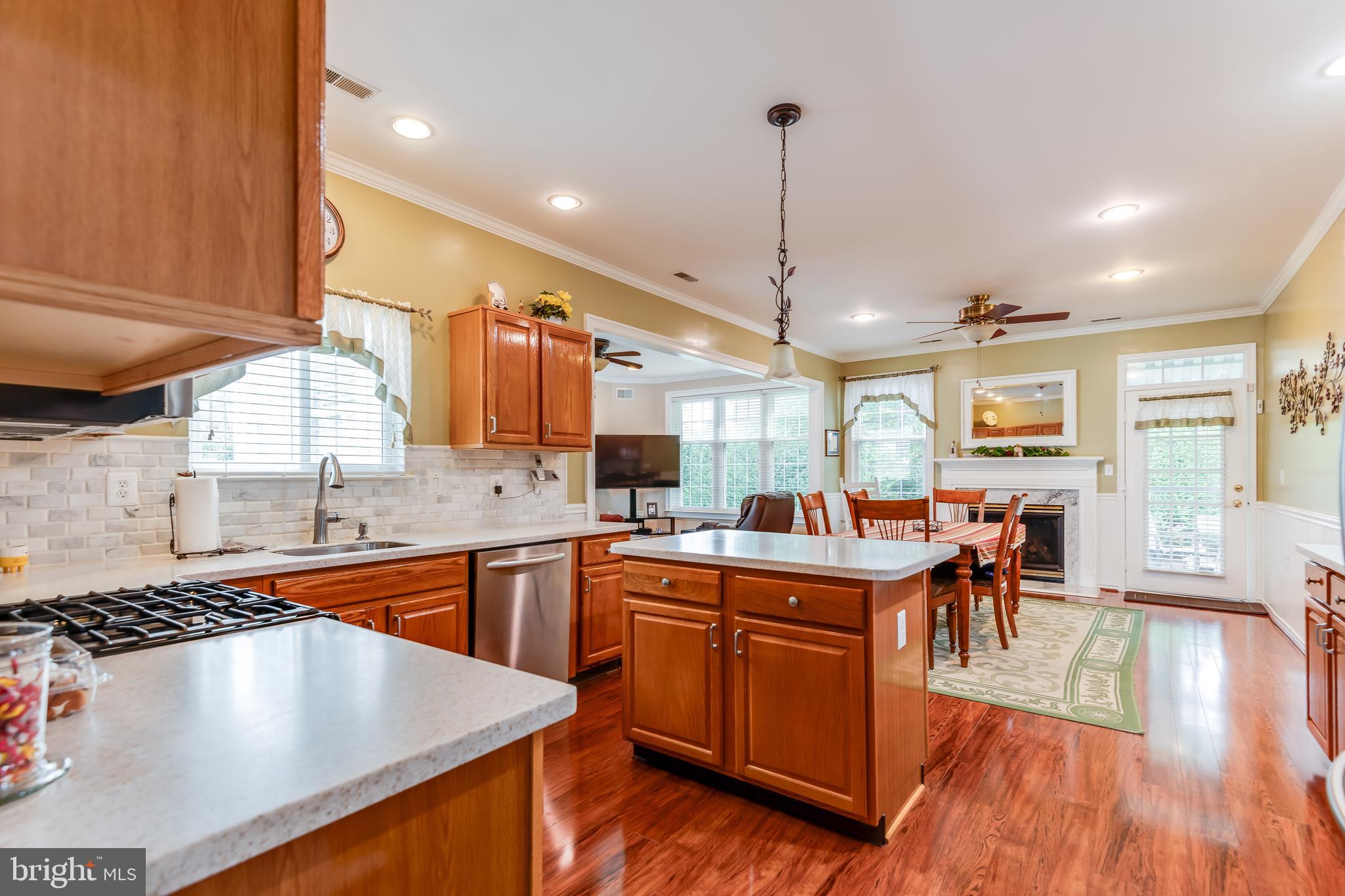 LEISURETOWNE - Residential