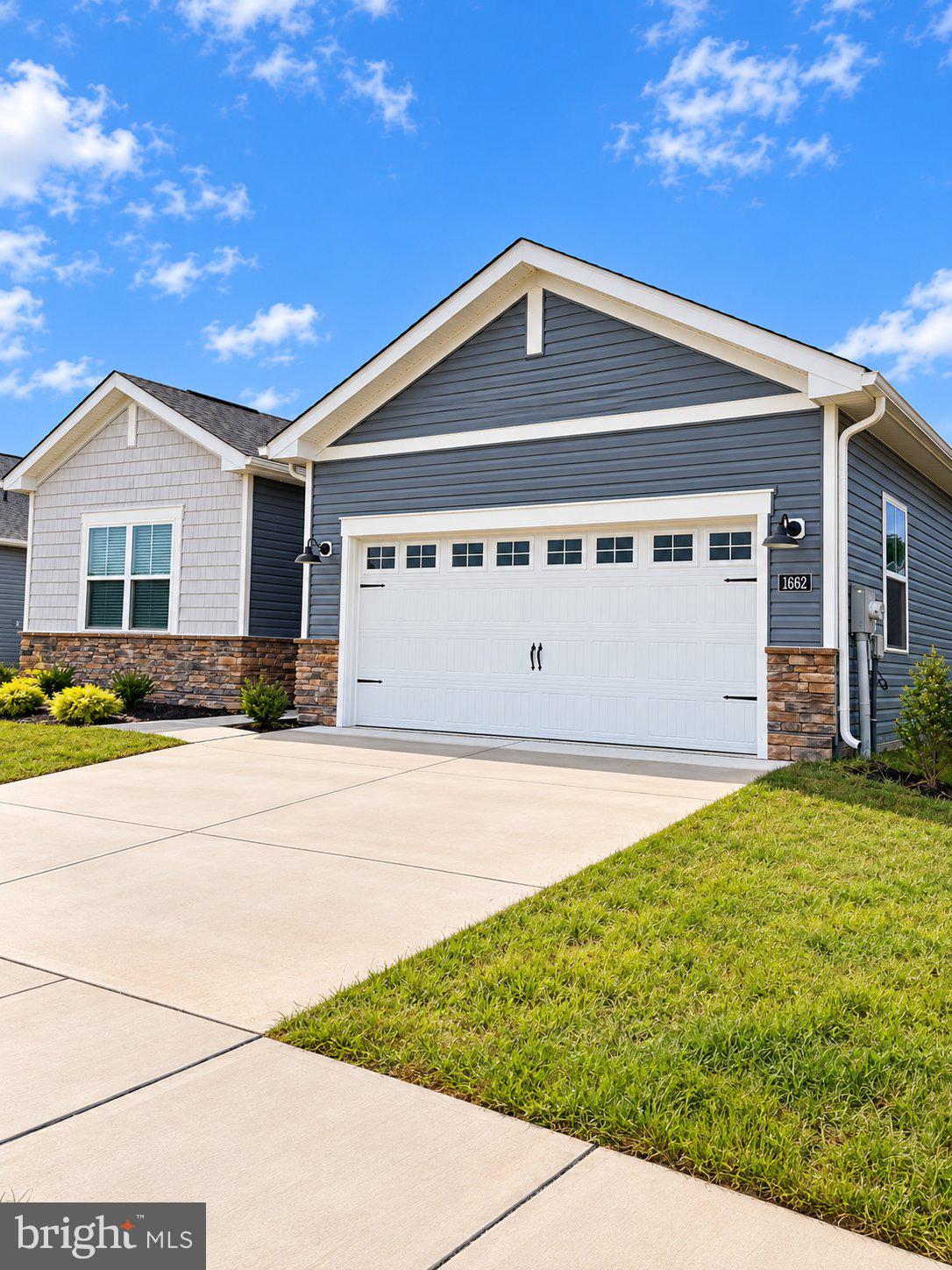 1662 LAKE PLACID DRIVE