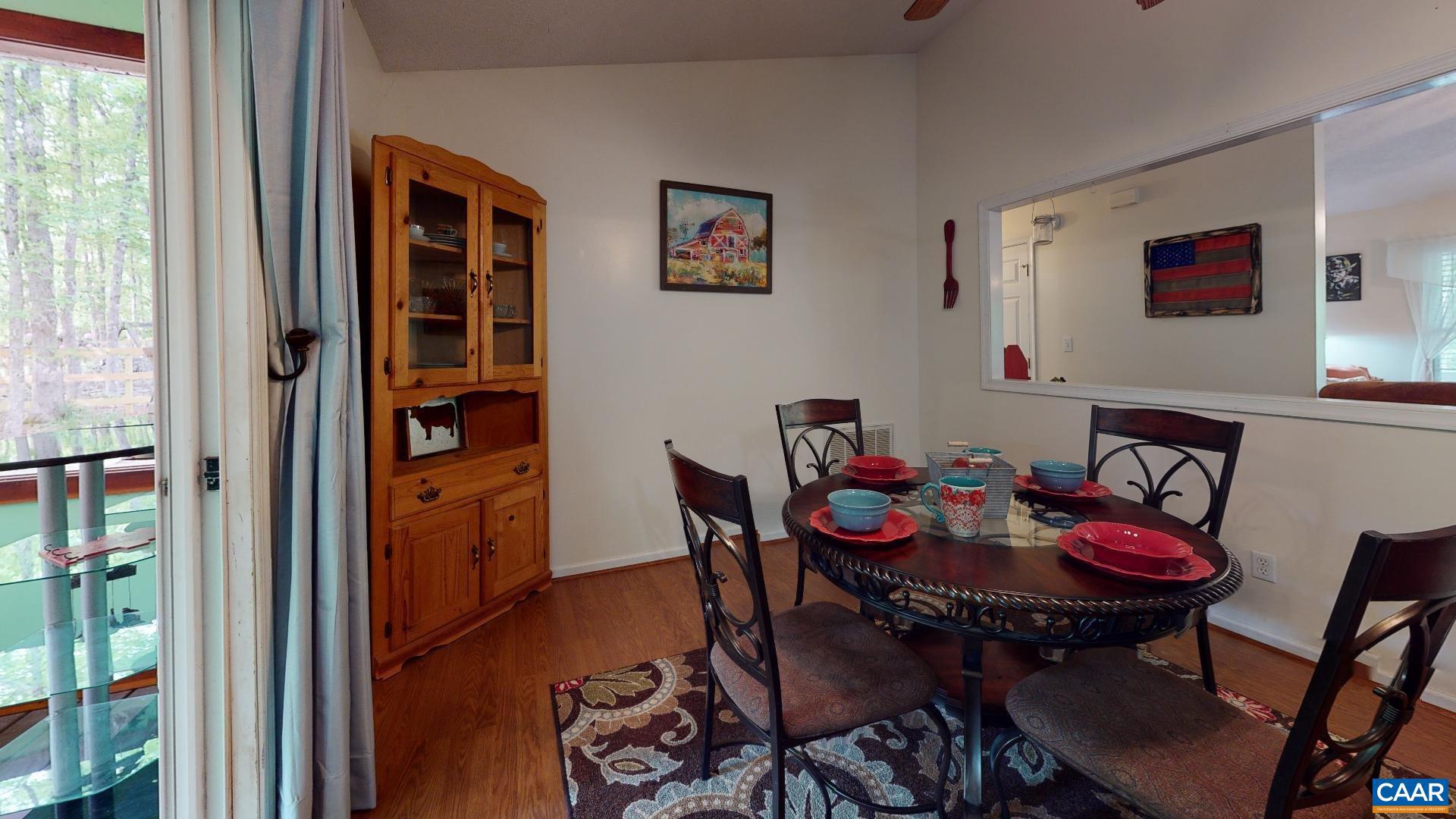 LAKE MONTICELLO - Residential