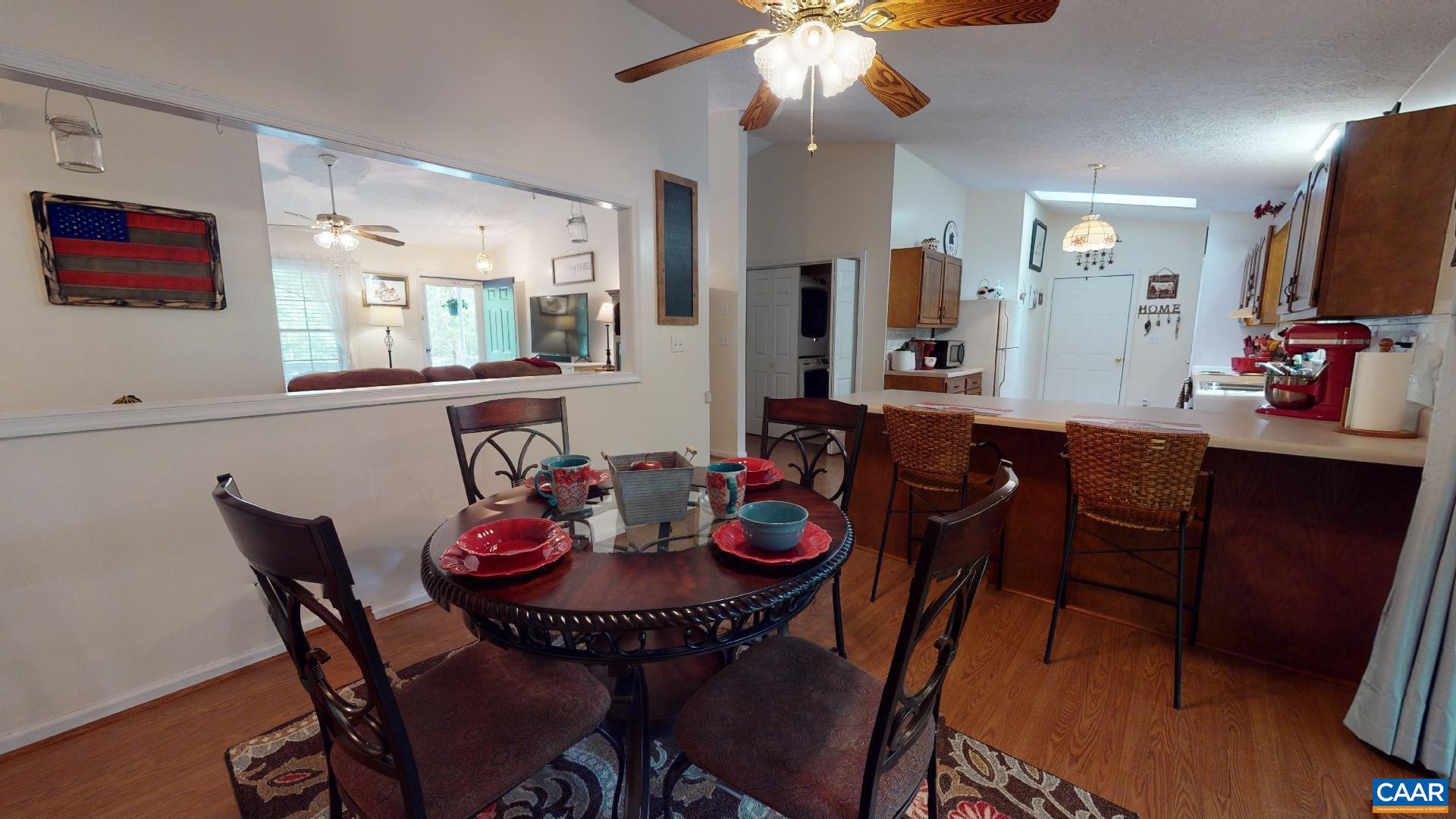 LAKE MONTICELLO - Residential