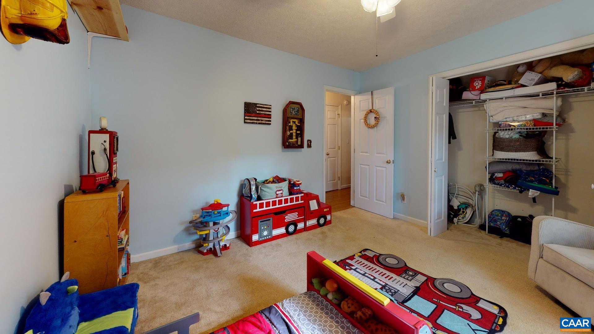 LAKE MONTICELLO - Residential