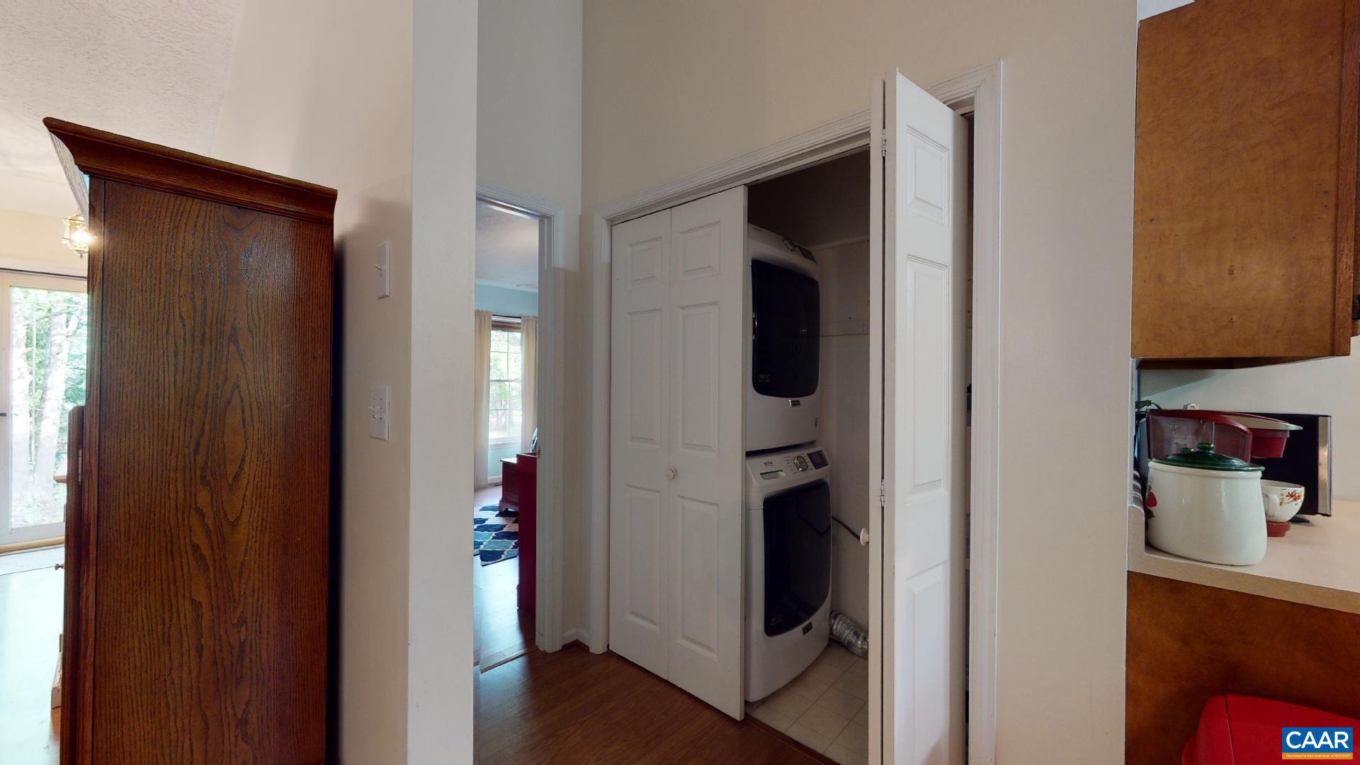 LAKE MONTICELLO - Residential