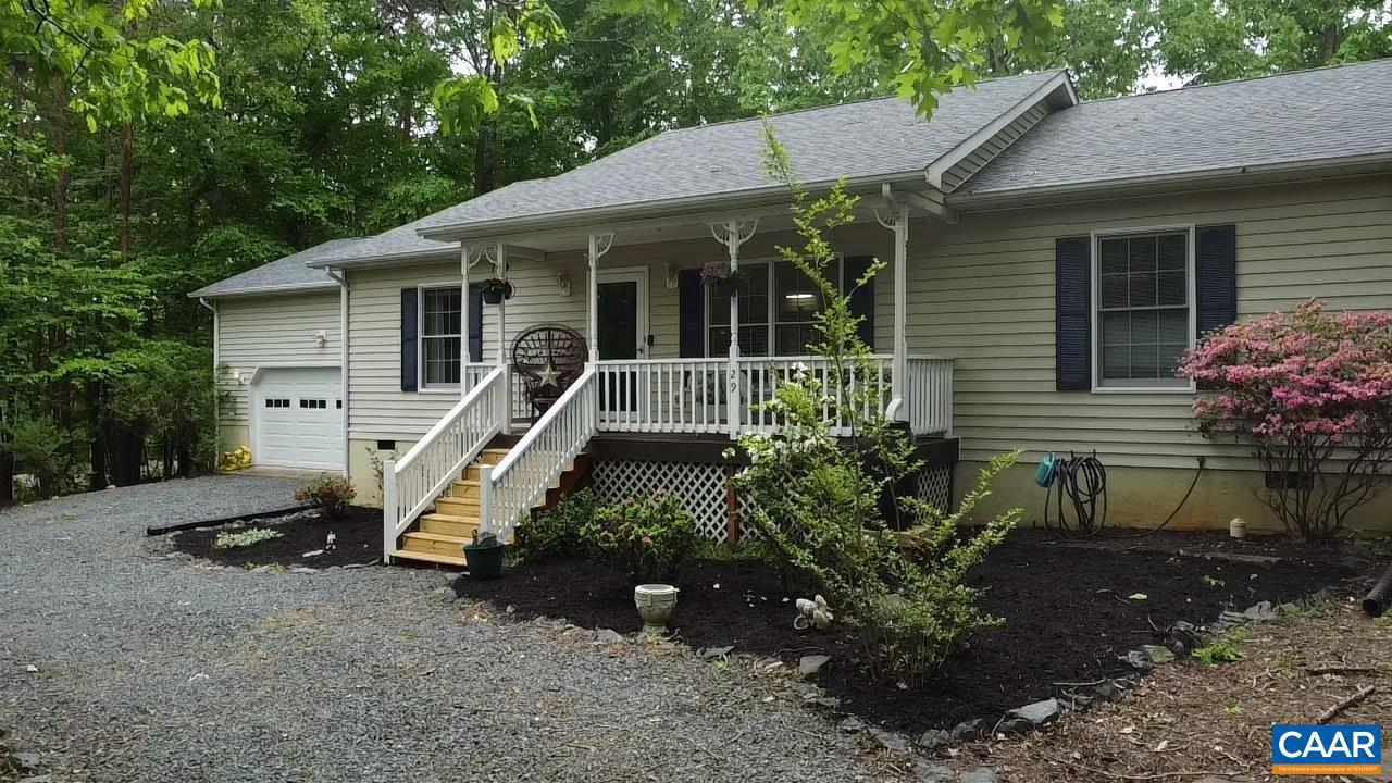 LAKE MONTICELLO - Residential