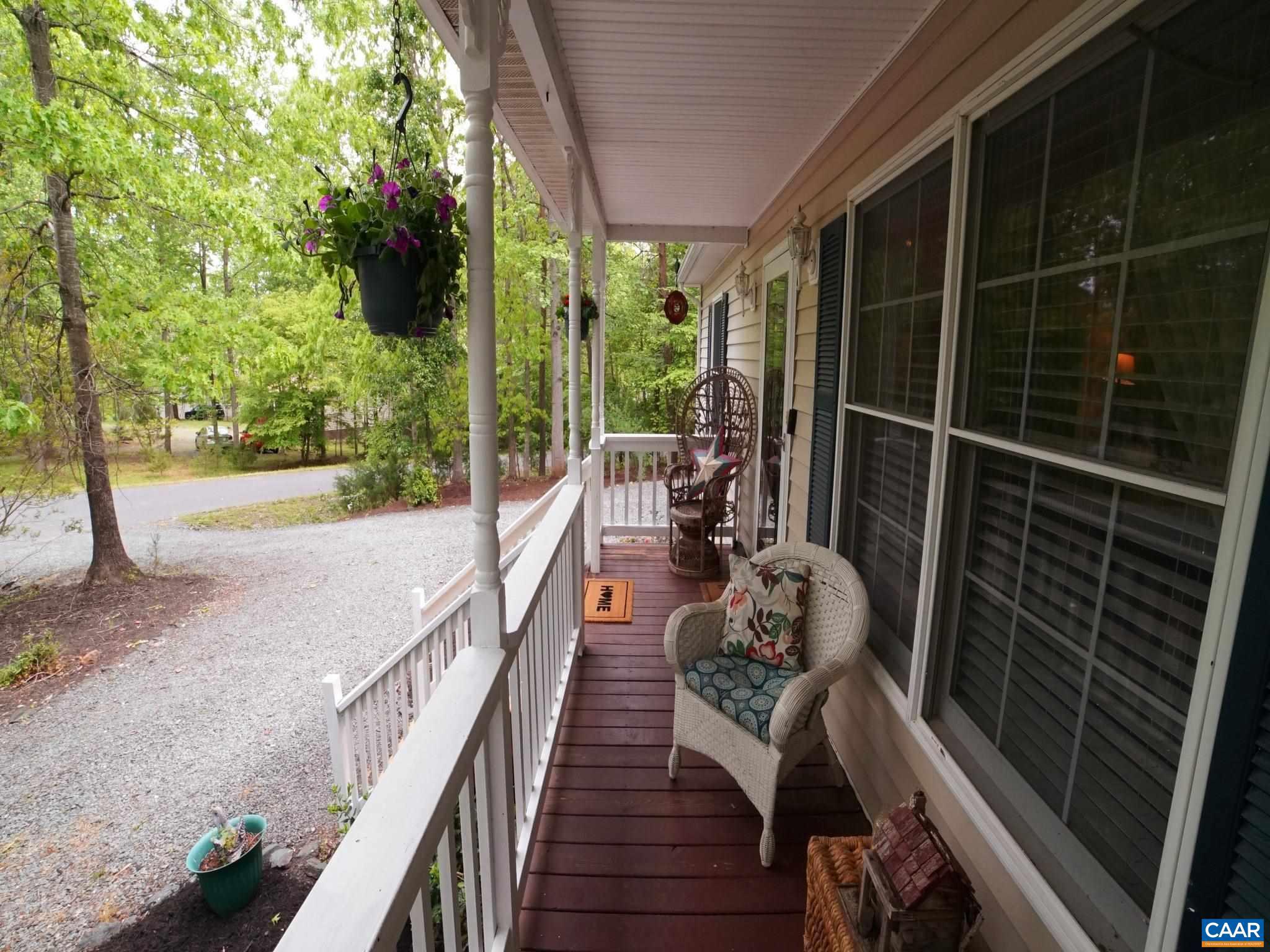 LAKE MONTICELLO - Residential