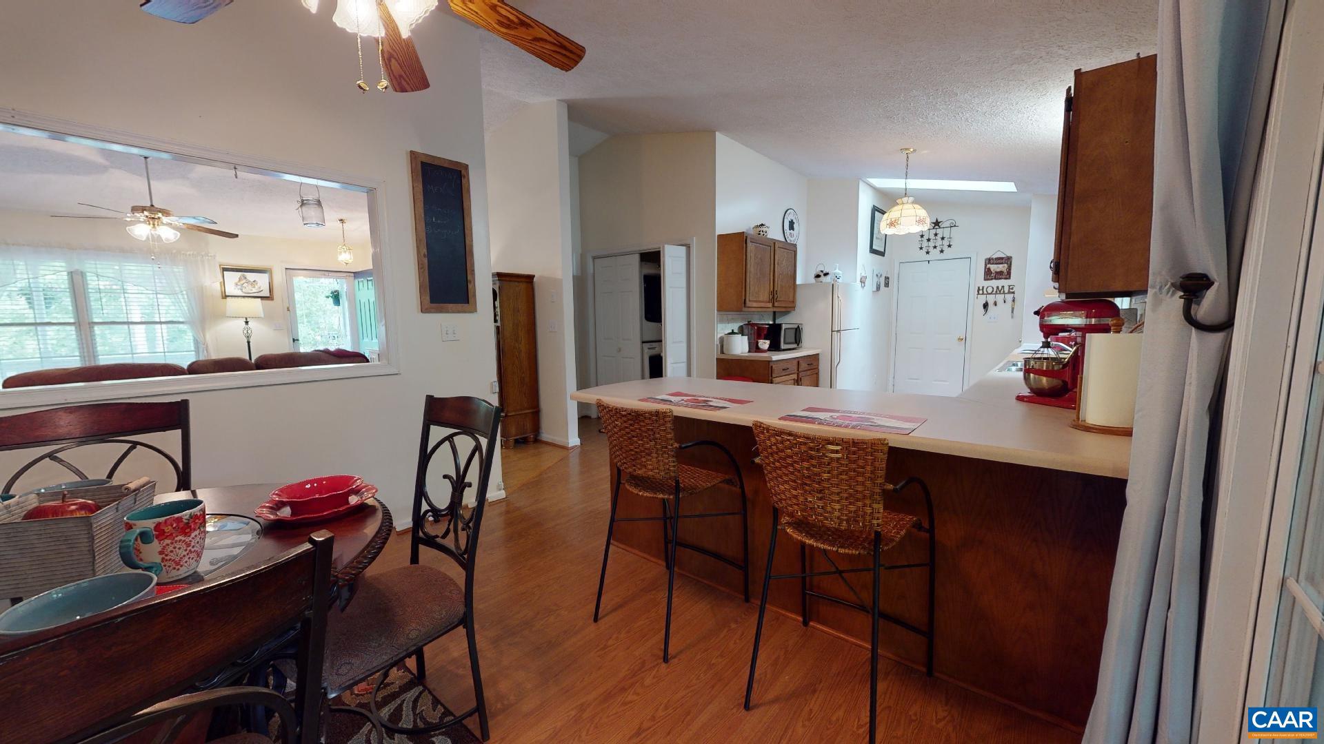 LAKE MONTICELLO - Residential