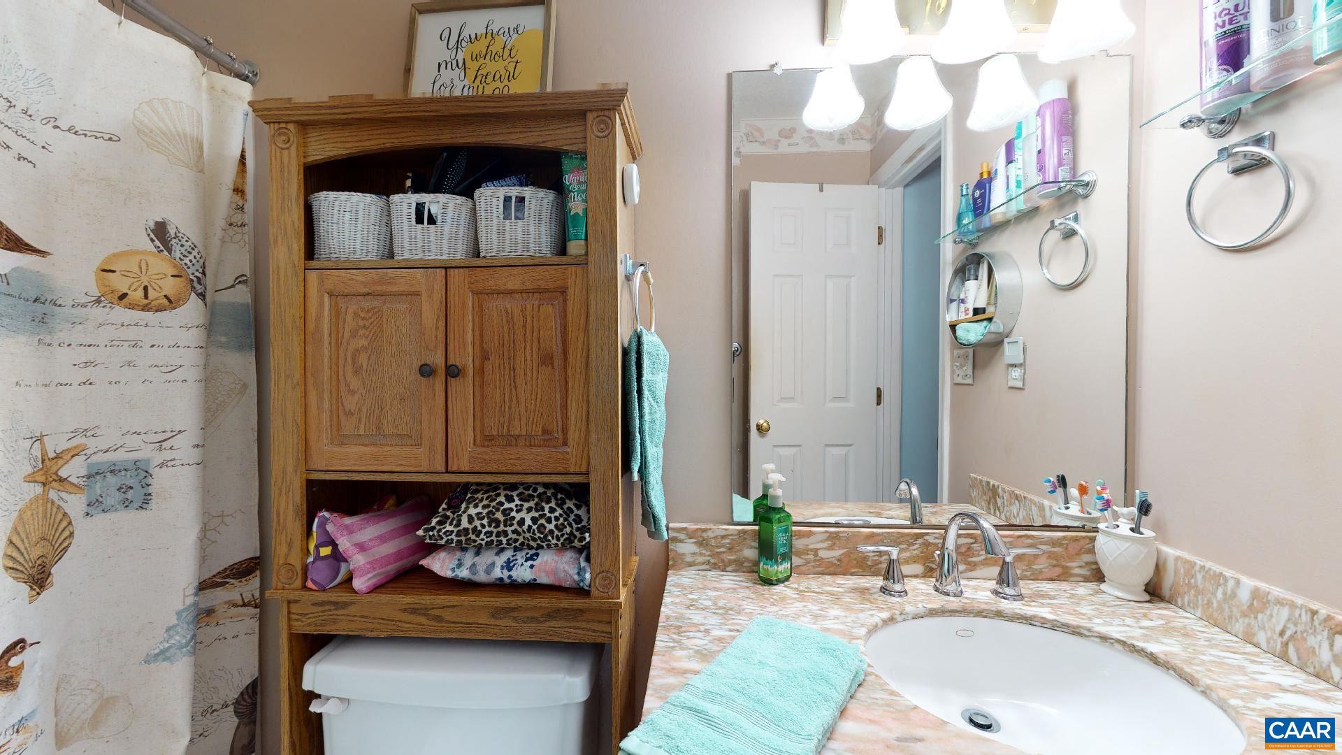 LAKE MONTICELLO - Residential