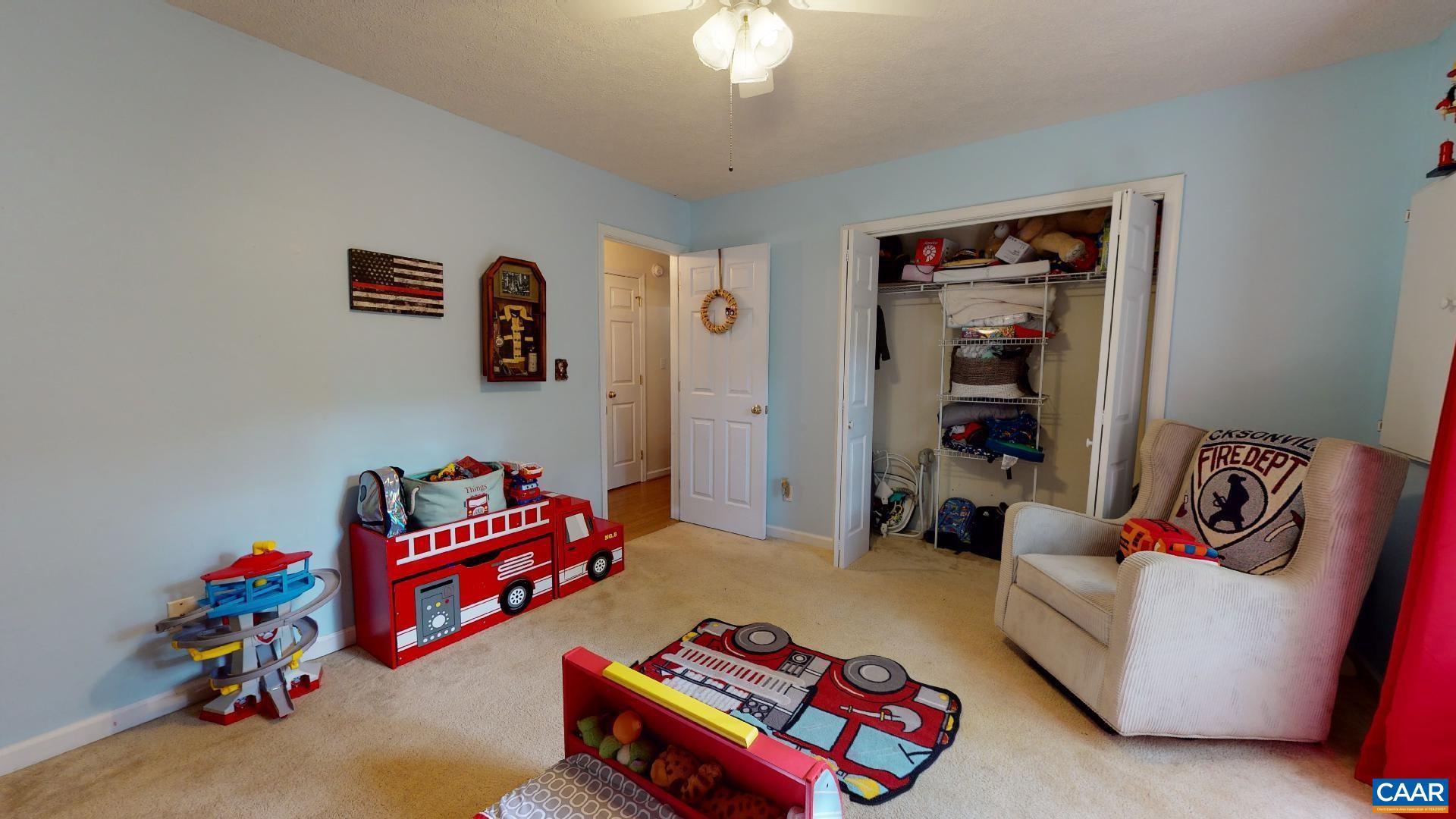 LAKE MONTICELLO - Residential