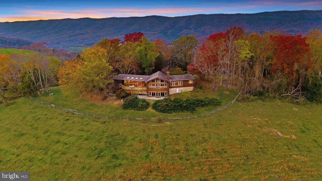 742 & 830 HIGH ROCK ROAD