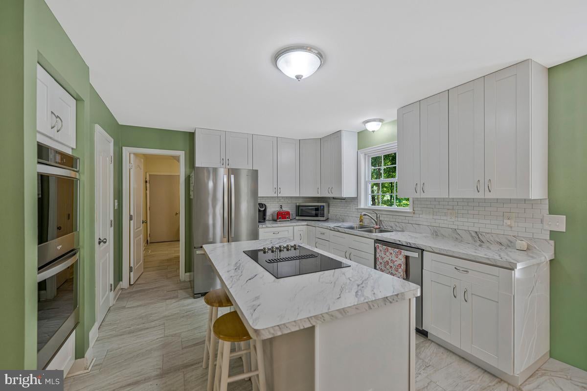 28009 STEEPLE COURT