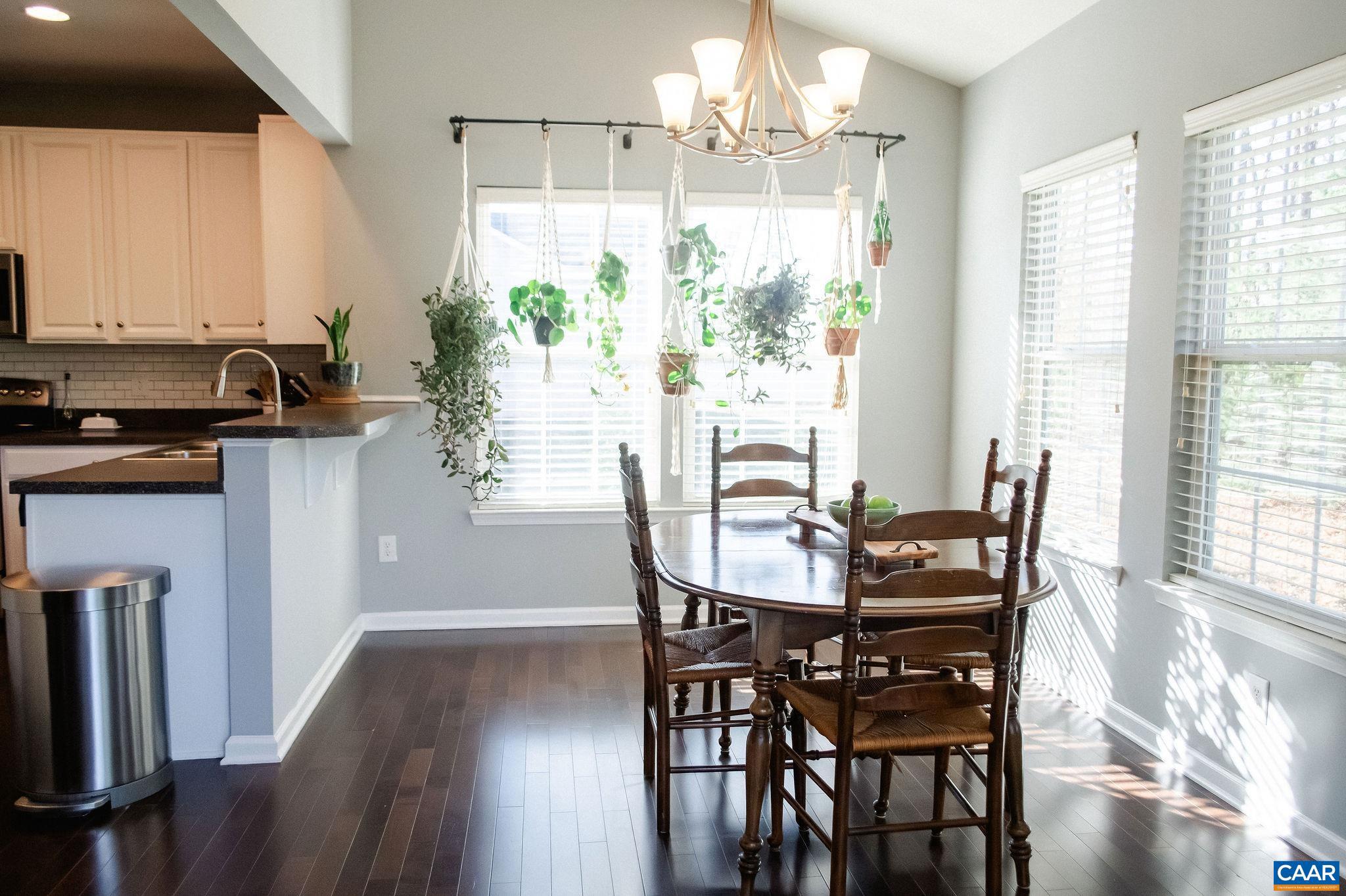 SYCAMORE SQUARE - Residential